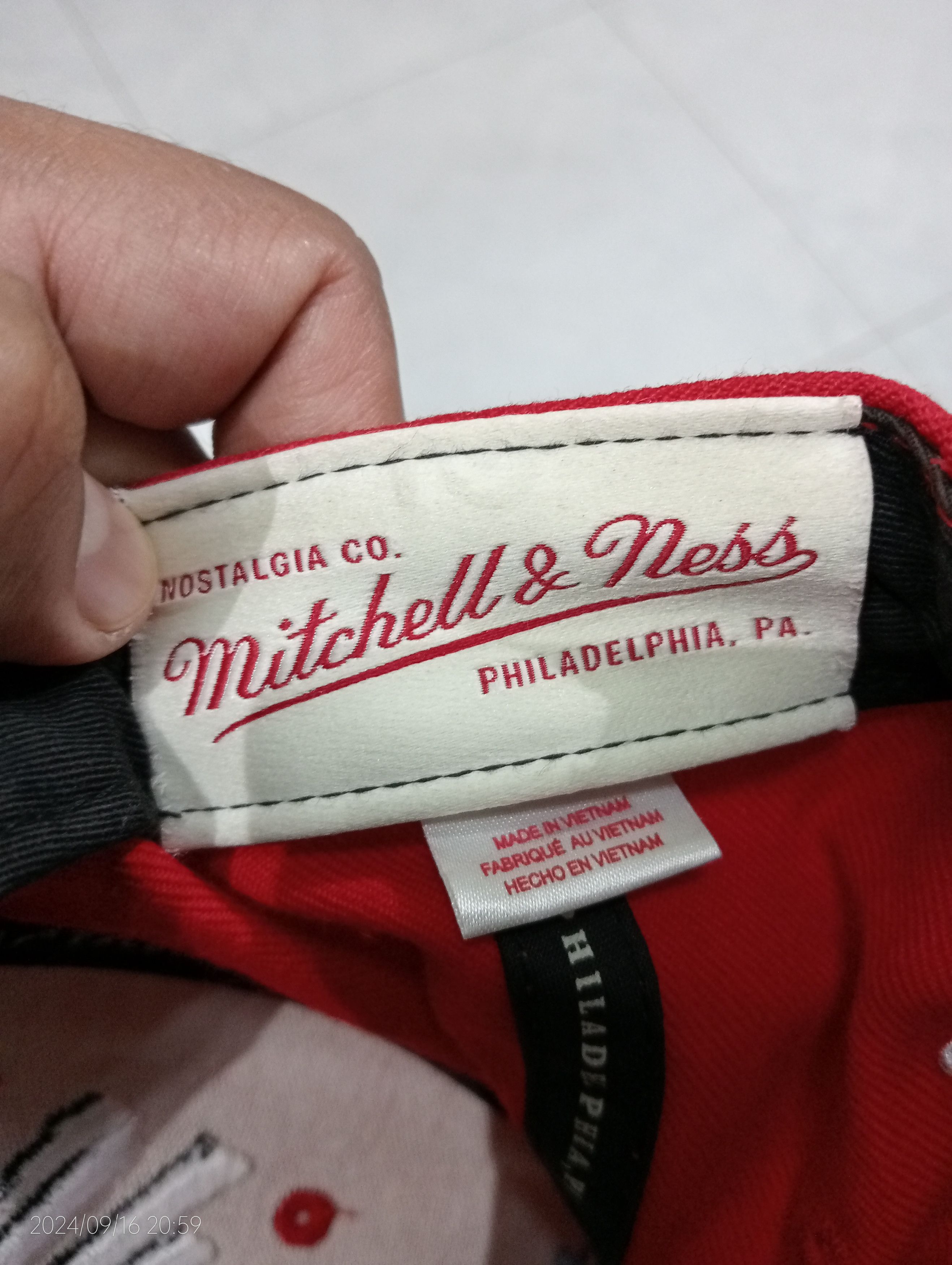 Mitchell & Ness Vintage Mitchell & Ness Chicago Bulls Embroidery Cap Size ONE SIZE - 9 Thumbnail