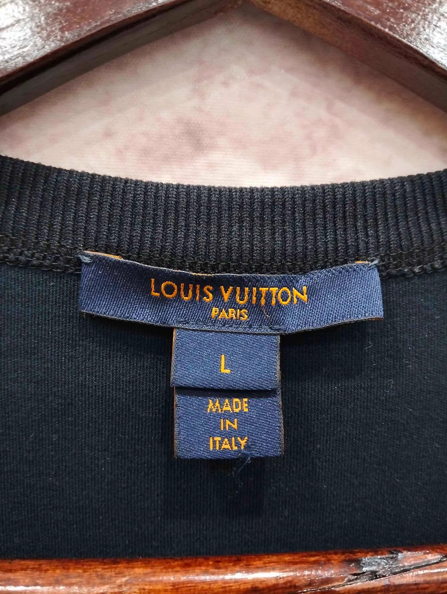 Louis Vuitton LV Heart Print Logo Short Tee L 95 New Size L / US 10 / IT 46 - 4 Thumbnail