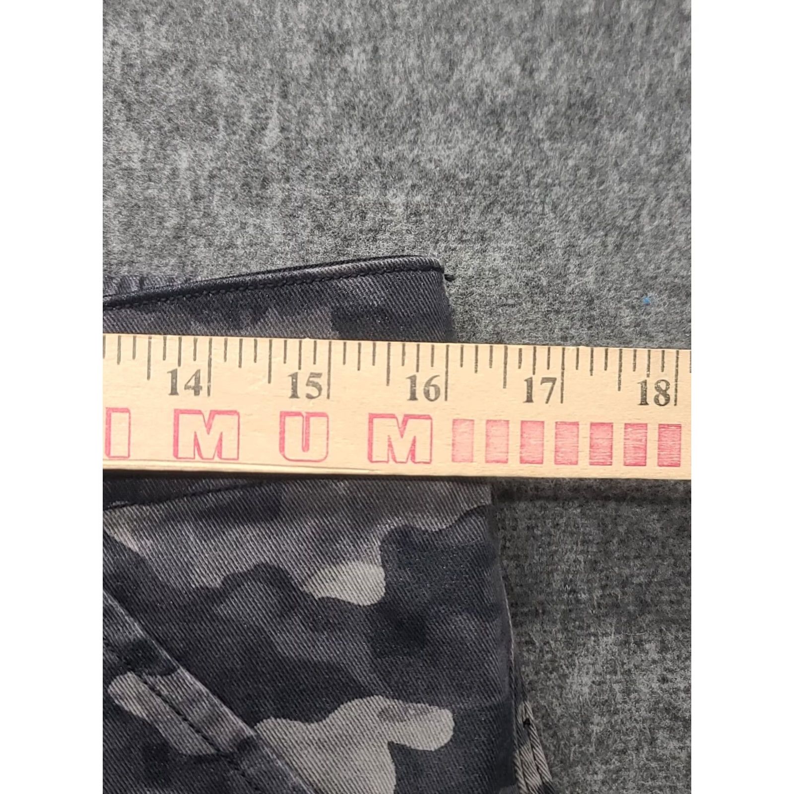 Spanx Spanx Womens XL Stretch Twill Cargo Jogger Activewear Athleisure Camouflage Size 40" / US 18 - 4 Thumbnail