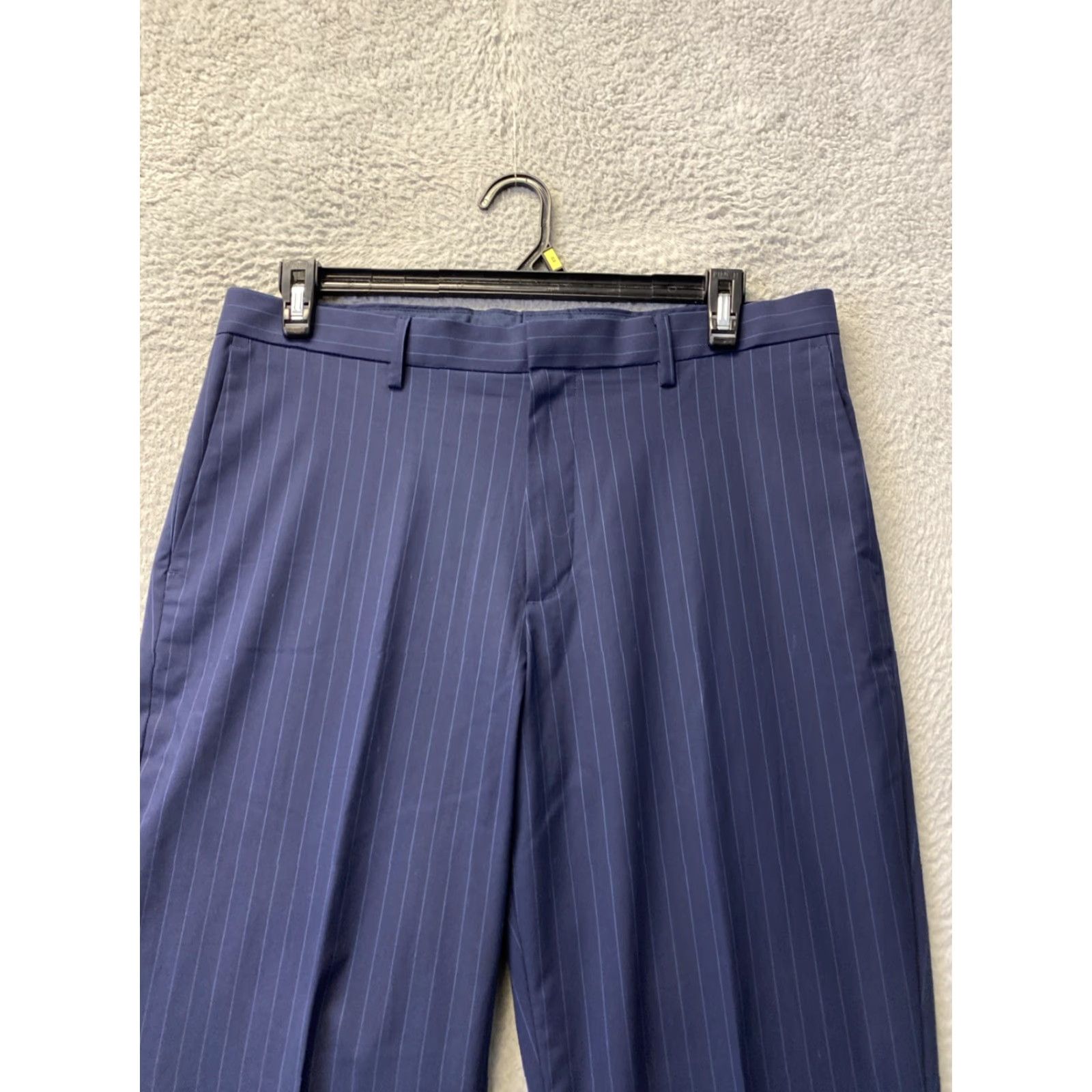 Banana Republic Banana Republic Pants Men’s 34x34 Navy Striped Casual Pants Regular Size US 34 / EU 50 - 2 Thumbnail