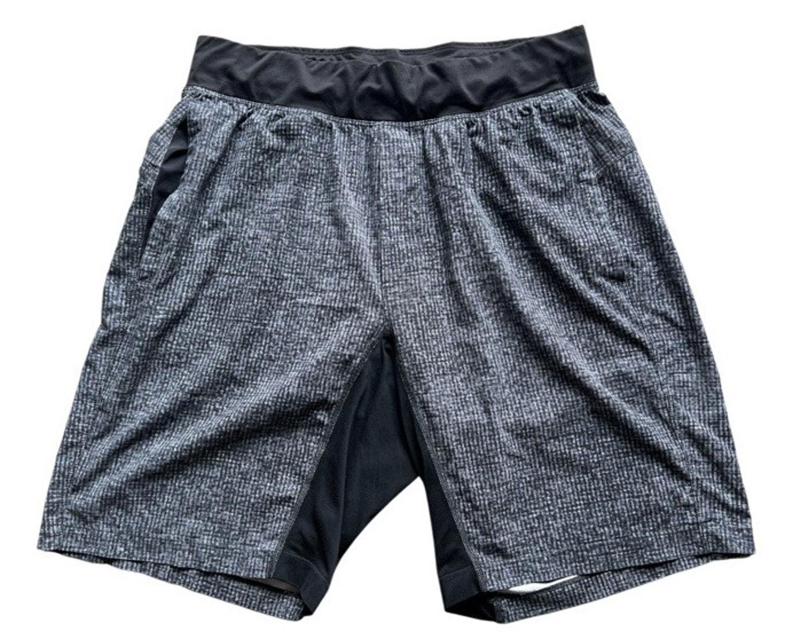 Lululemon Lululemon T.H.E. Short Linerless 9" Sz Medium Size US 32 / EU 48 - 2 Thumbnail