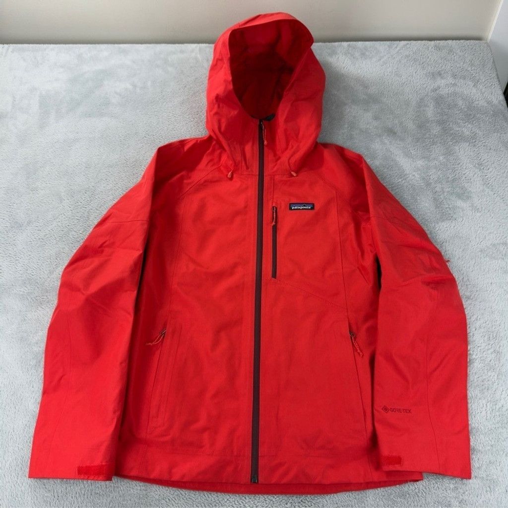 Patagonia Patagonia NWT Women's Size Small Powder Bowl Gore-tex Recco Size S / US 4 / IT 40 - 1 Thumbnail