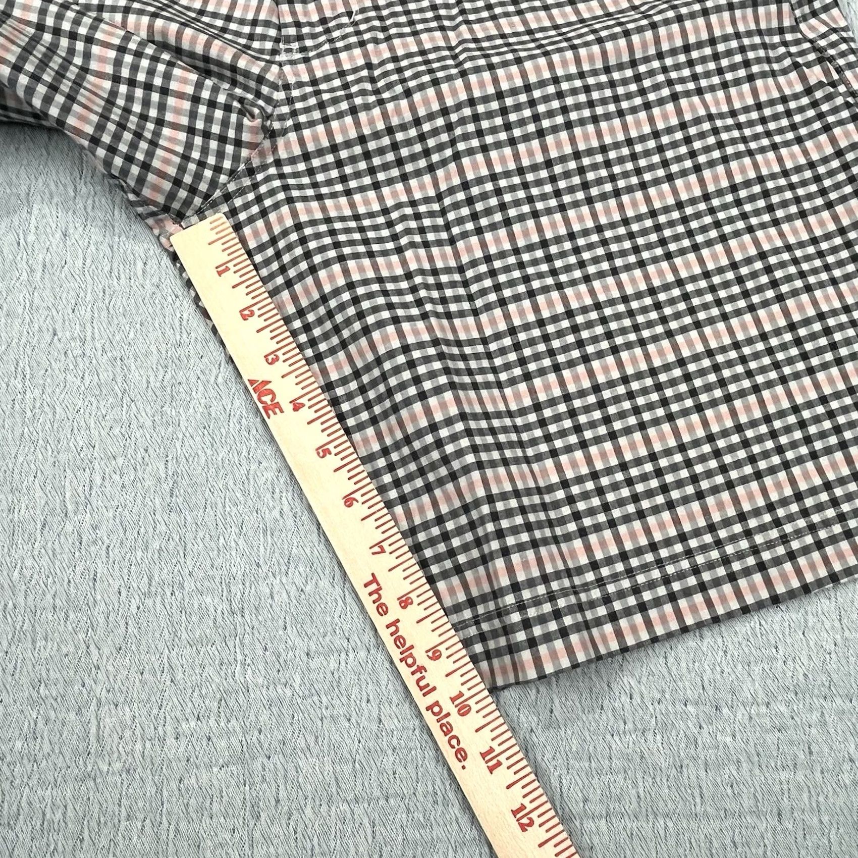 Lululemon Lululemon Shorts Mens 40 Plaid Zip Pocket Lightweight Athletic Performance Chino Multicolor Sports Outdoor 10in Inseam Mens Size US 40 / EU 56 - 5 Thumbnail
