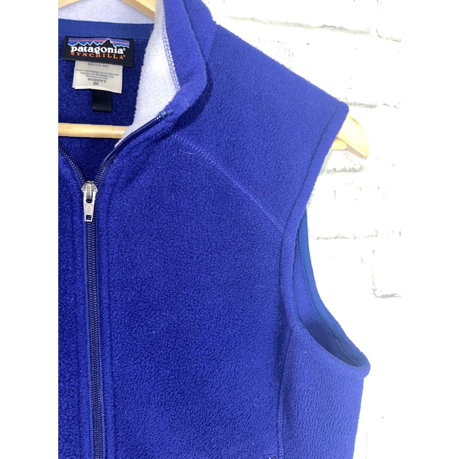 Patagonia VTG Patagonia Synchilla Vest Womens M Purple Fleece Size M / US 6-8 / IT 42-44 - 3 Thumbnail