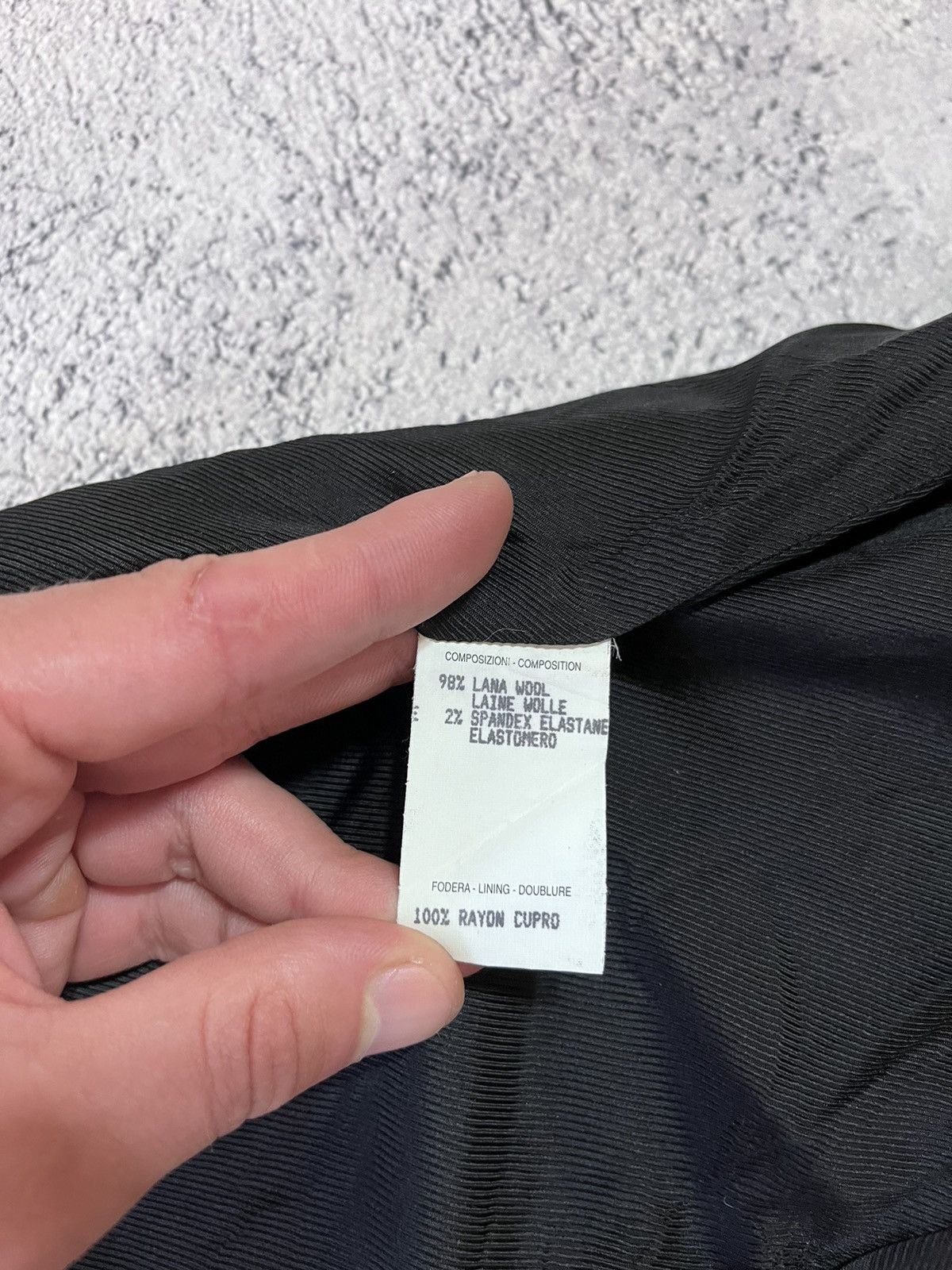 Gucci Gucci Wool Skirt Black Midi Italy Size 42 Side Buckles Slit Size 28" / US 6 / IT 42 - 14 Thumbnail