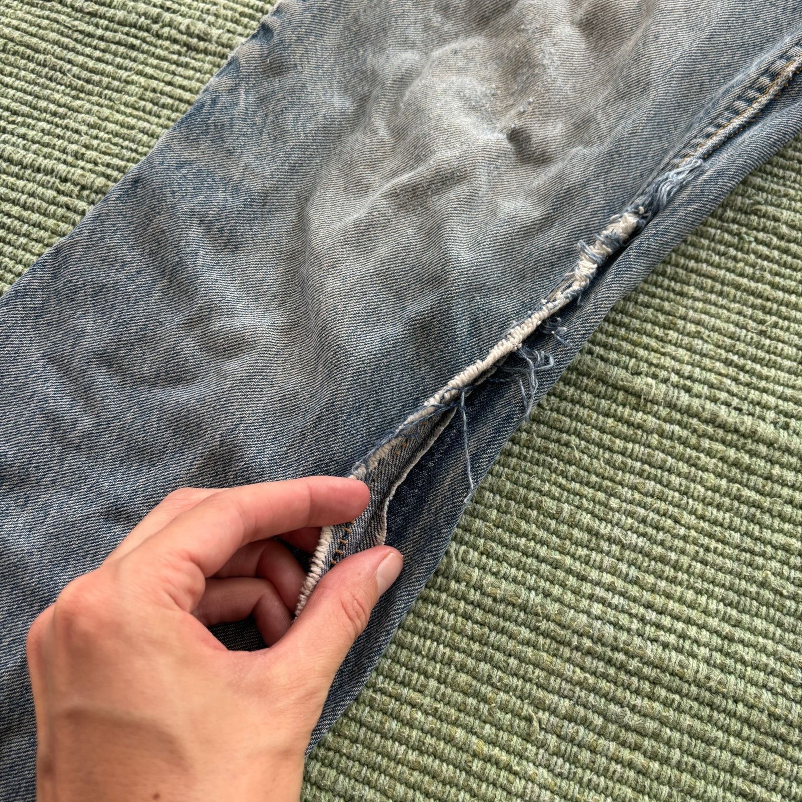 Vintage 1970s Plain Pockets Distressed Blue Jeans Sz 32x30 Size 32" / US 10 / IT 46 - 7 Thumbnail