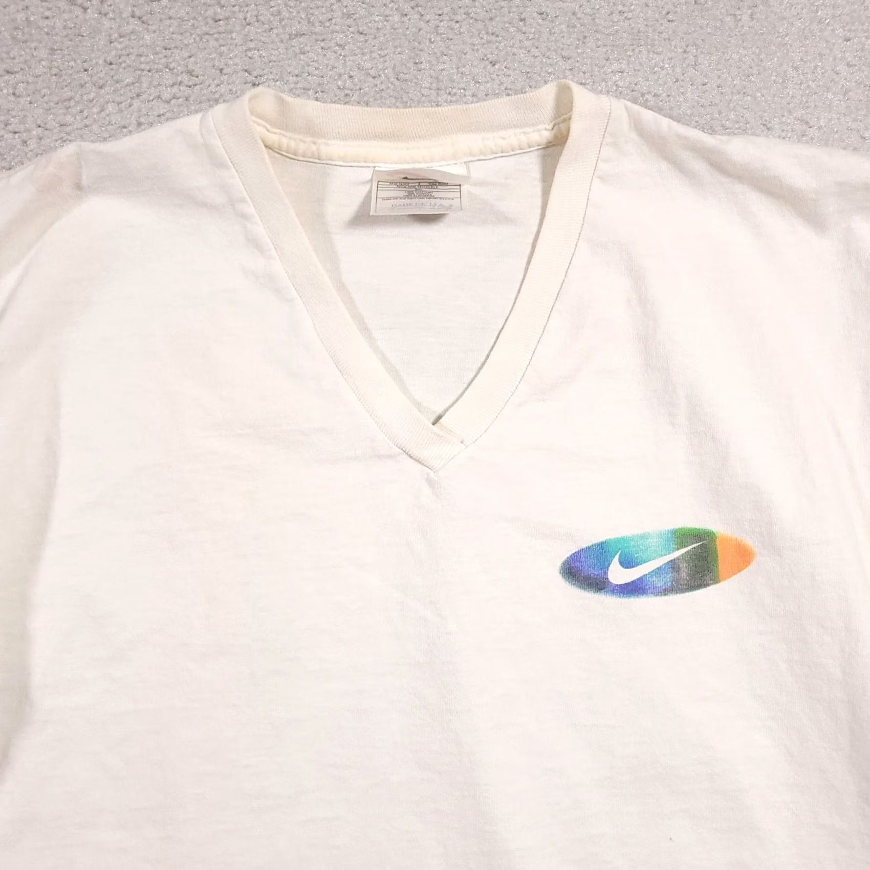 Nike VINTAGE Nike Soar Double-Sided T Shirt Mens M V-Neck USA Made Grunge Streetwear 90s Swoosh White Short Sleeve Shirt Mens Size US M / EU 48-50 / 2 - 2 Thumbnail