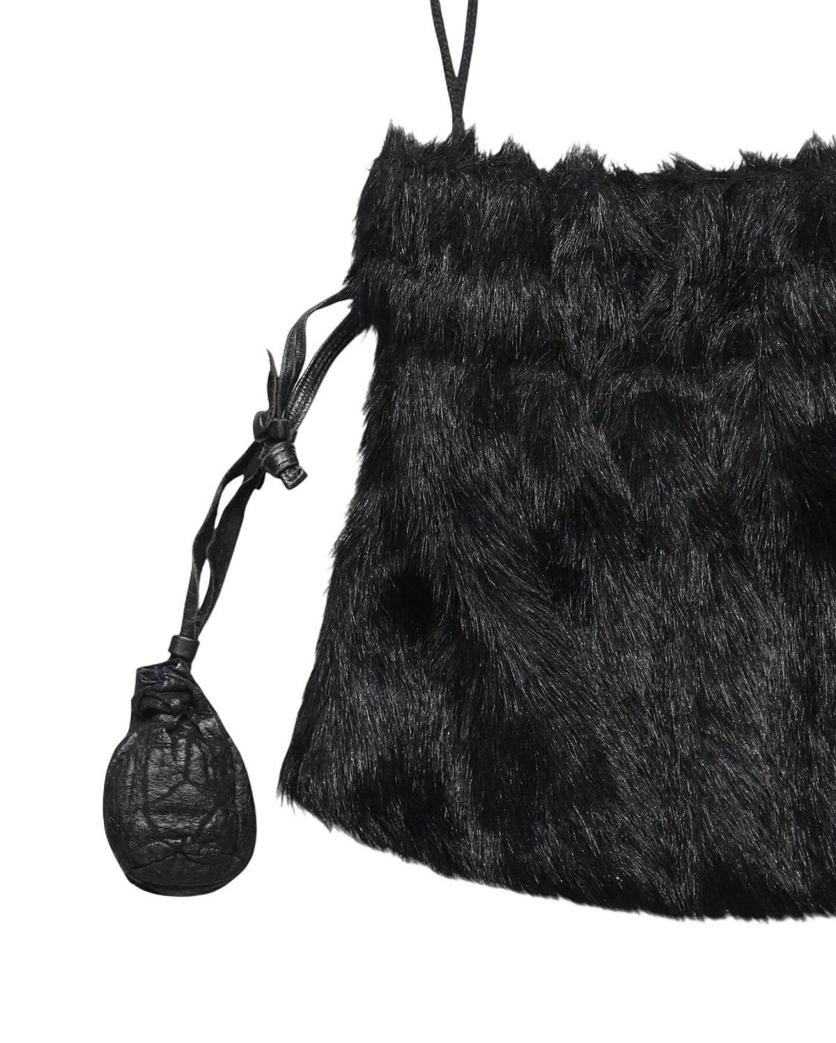 If Six Was Nine 2000S CONVERSE LEATHER FUR CROSS DRAWSTRING BAG Size ONE SIZE - 5 Thumbnail
