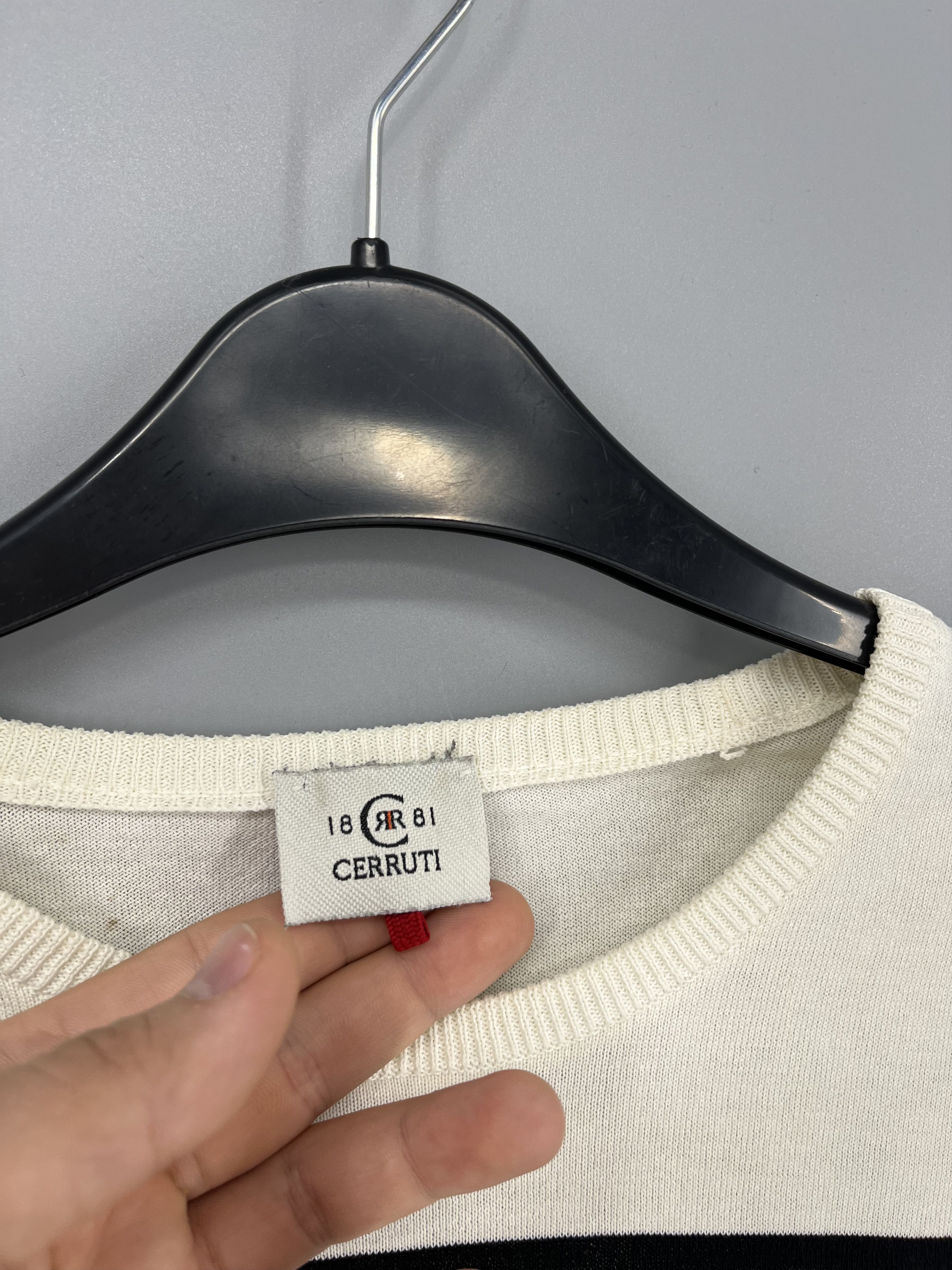 Cerruti 1881 Cerruti 1881 Sweater Vintage Very Rare Men’s luxury style Size US M / EU 48-50 / 2 - 7 Thumbnail