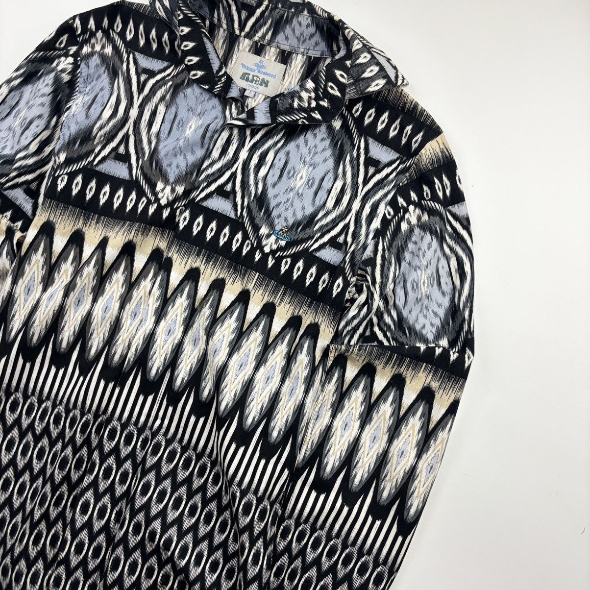 Vivienne Westwood Vivienne Westwood Man Aztec Print Shirt Size US S / EU 44-46 / 1 - 3 Thumbnail