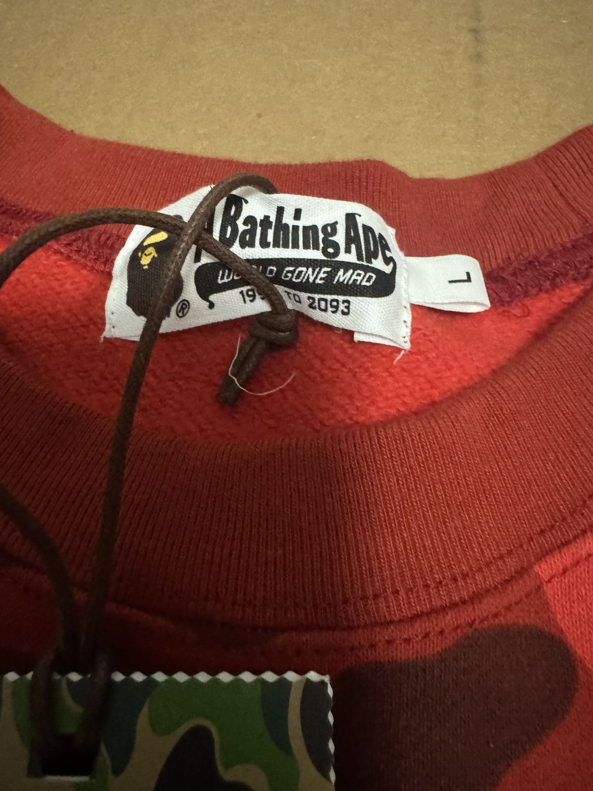 Bape BAPE Red Camo Shark Crewneck Size US L / EU 52-54 / 3 - 2 Thumbnail