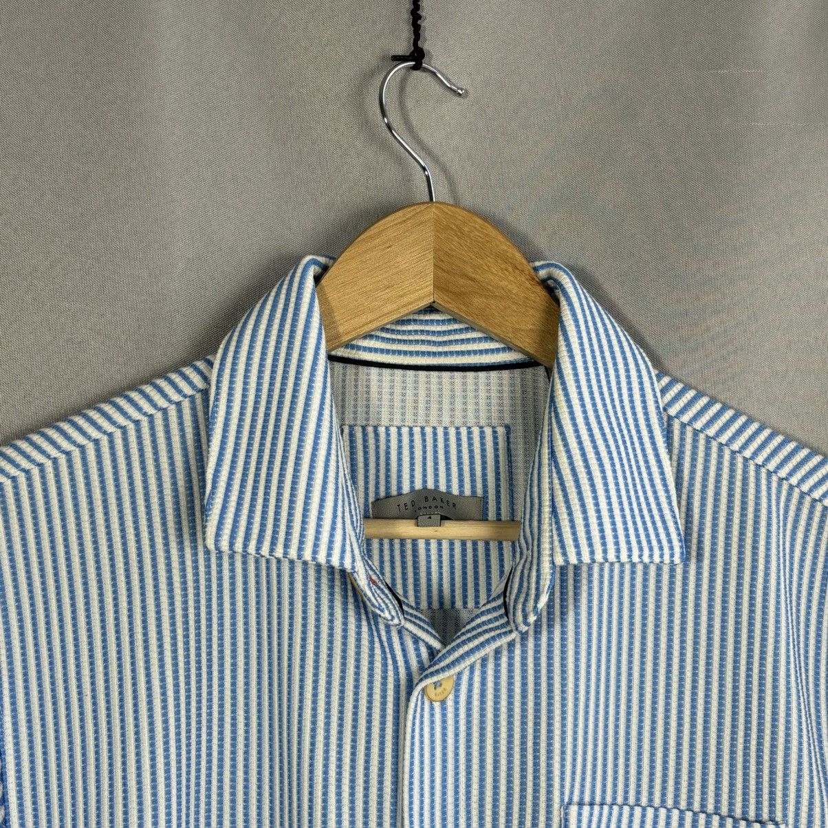 Ted Baker Ted Baker shirt button up medium basic streetwear Size US M / EU 48-50 / 2 - 3 Thumbnail