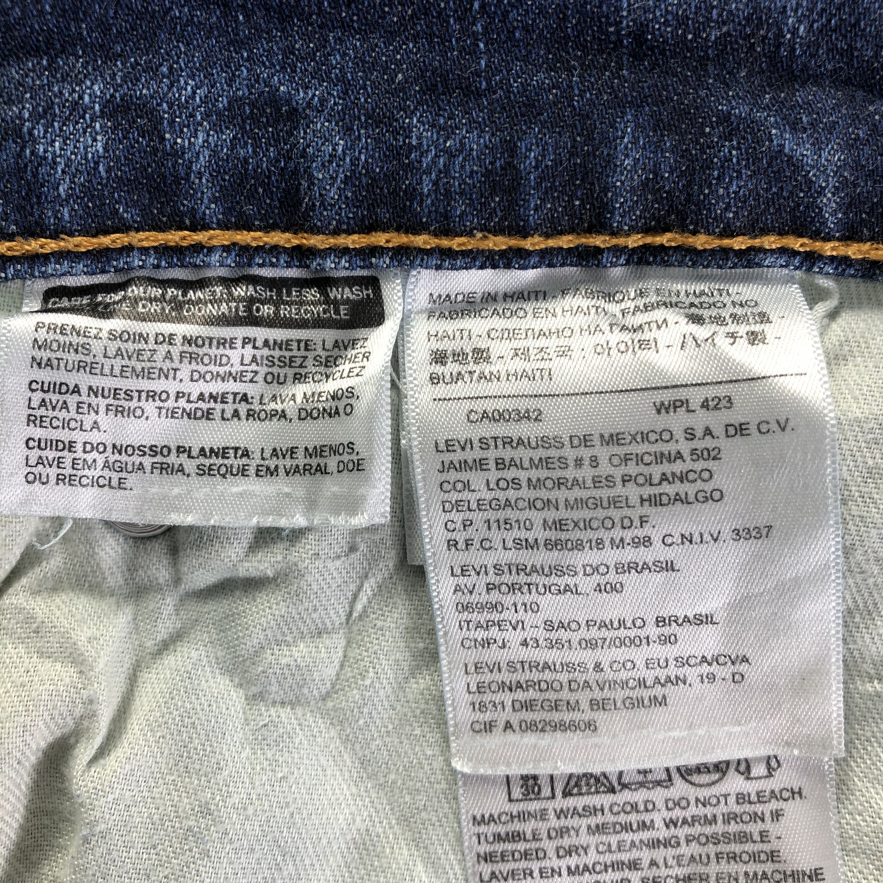 Levi's Vintage Blue Wash Levis 505 Jeans-J4297 Size US 41 - 12 Thumbnail