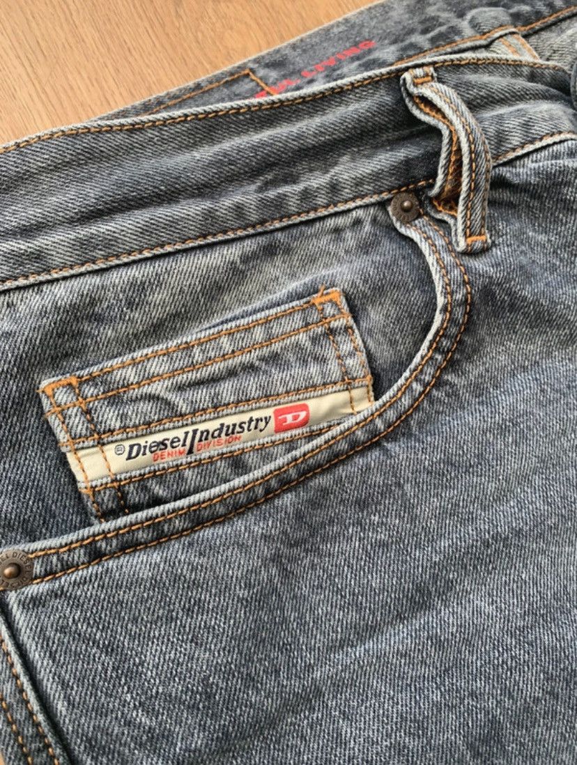 Diesel Diesel 2020 d-viker graphite Size US 32 / EU 48 - 3 Thumbnail
