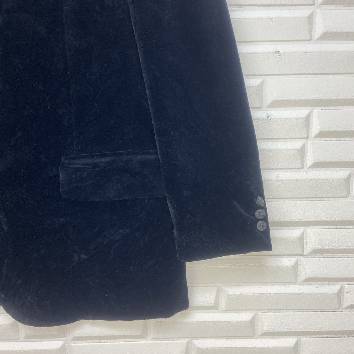 Pierre Balmain Vintage Pierre Balmain Black Velvet Blazer Coat Size US S / EU 44-46 / 1 - 5 Thumbnail