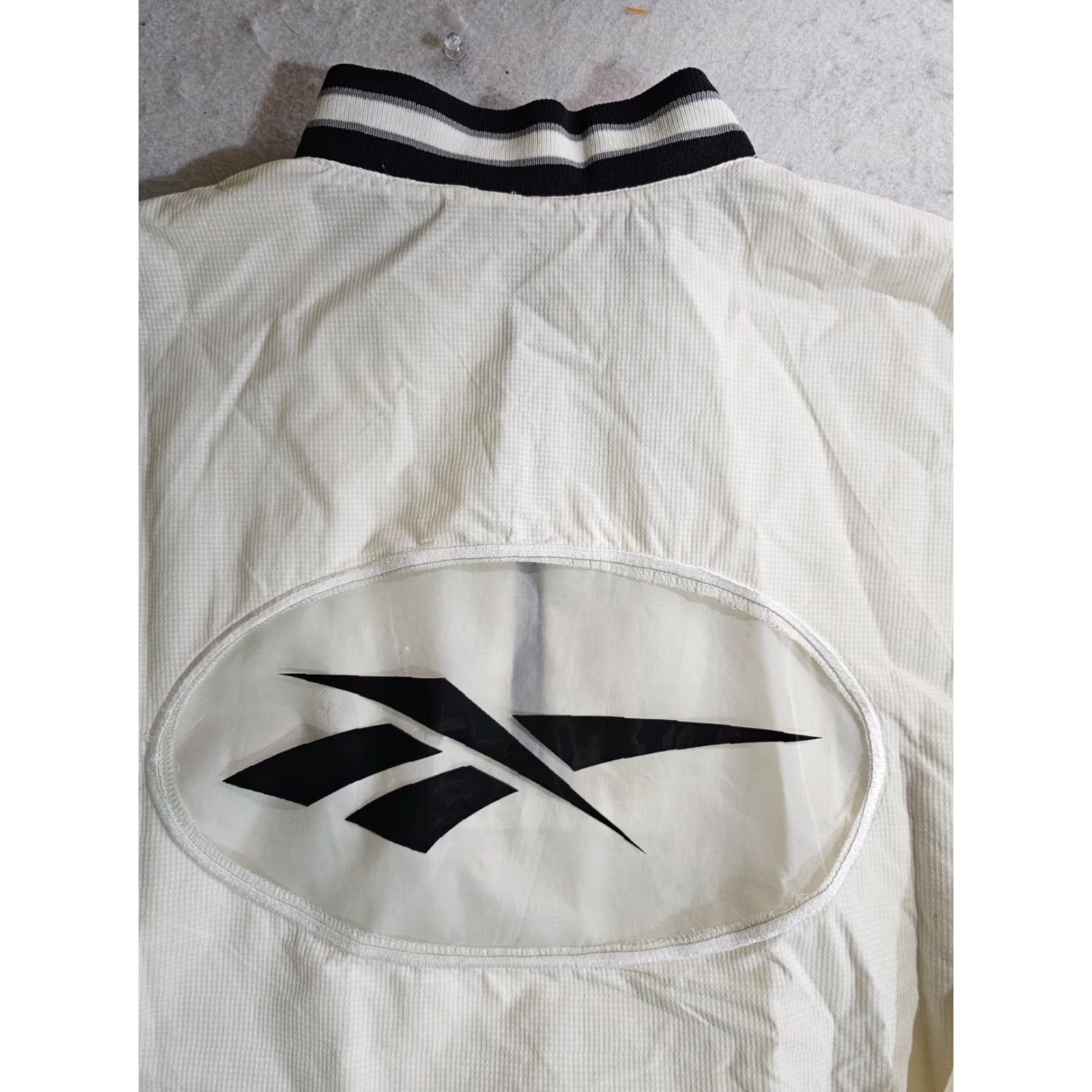 Reebok VINTAGE Reebok Windbreaker 90s White/Black 1/4 Zip Pullover Mens M Windbreaker Jacket Logo 90s Style Running & Jogging Casual Size US M / EU 48-50 / 2 - 3 Thumbnail