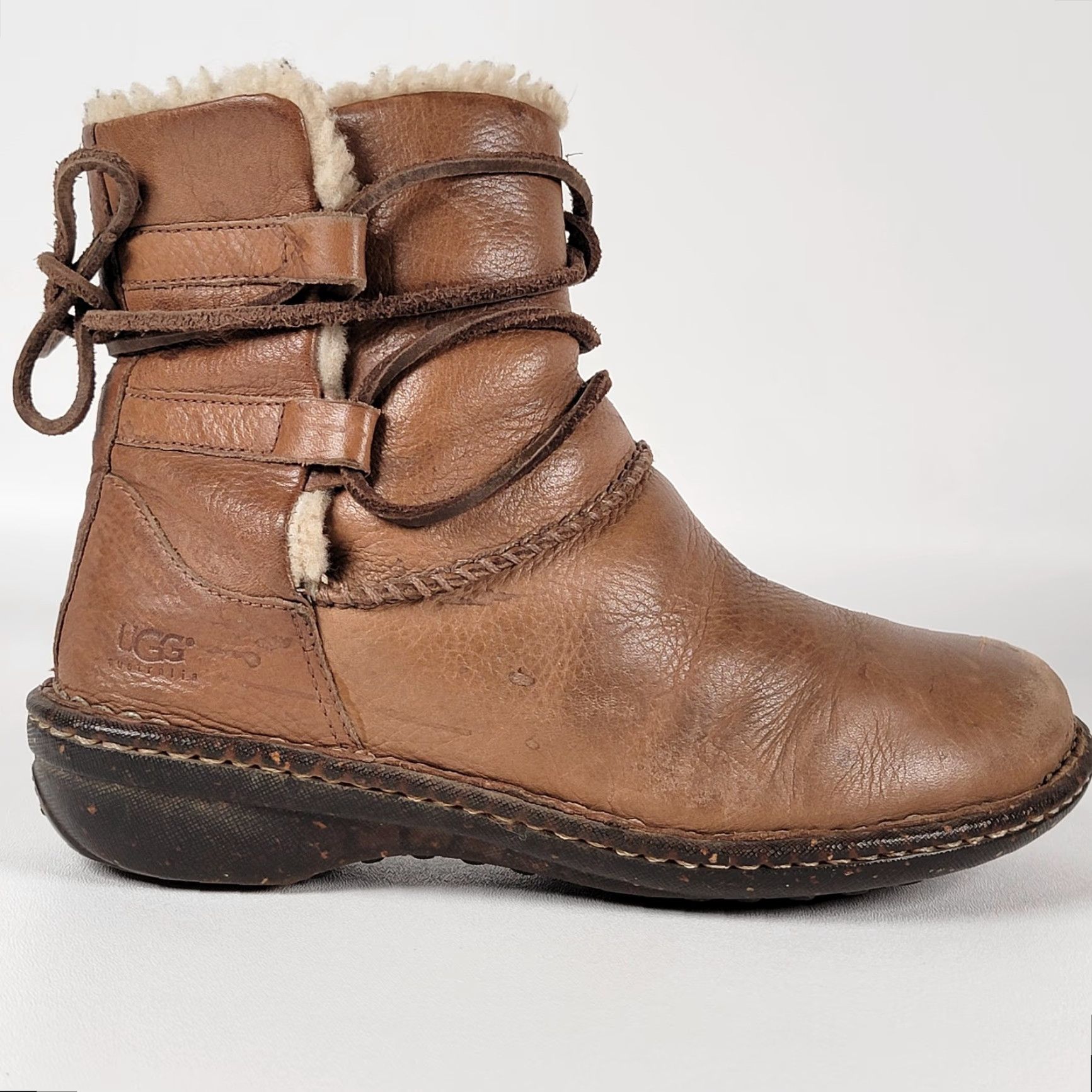 Ugg UGG Australia Caspia Leather Boots Lace Up Shearling Women Size 8 Brown Winter Snow Boot Size US 8 / IT 38 - 4 Thumbnail