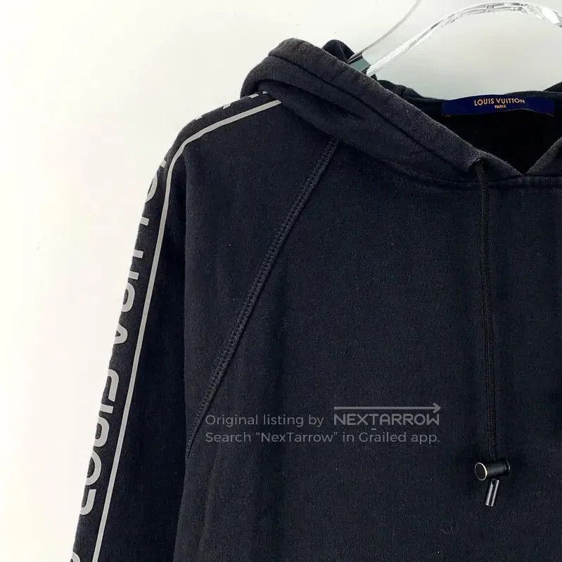 Louis Vuitton Louis Vuitton Black Cotton Women's Hoodie . Size M / US 6-8 / IT 42-44 - 2 Thumbnail