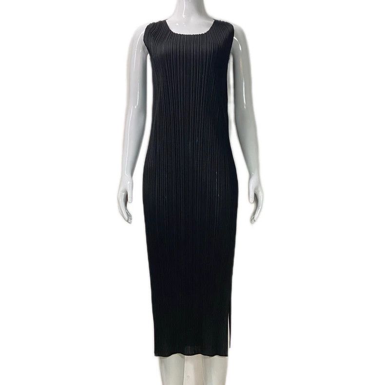 Issey Miyake Issey Miyake size:1 Black pleated dress Size XS / US 0-2 / IT 36-38 - 1 Thumbnail