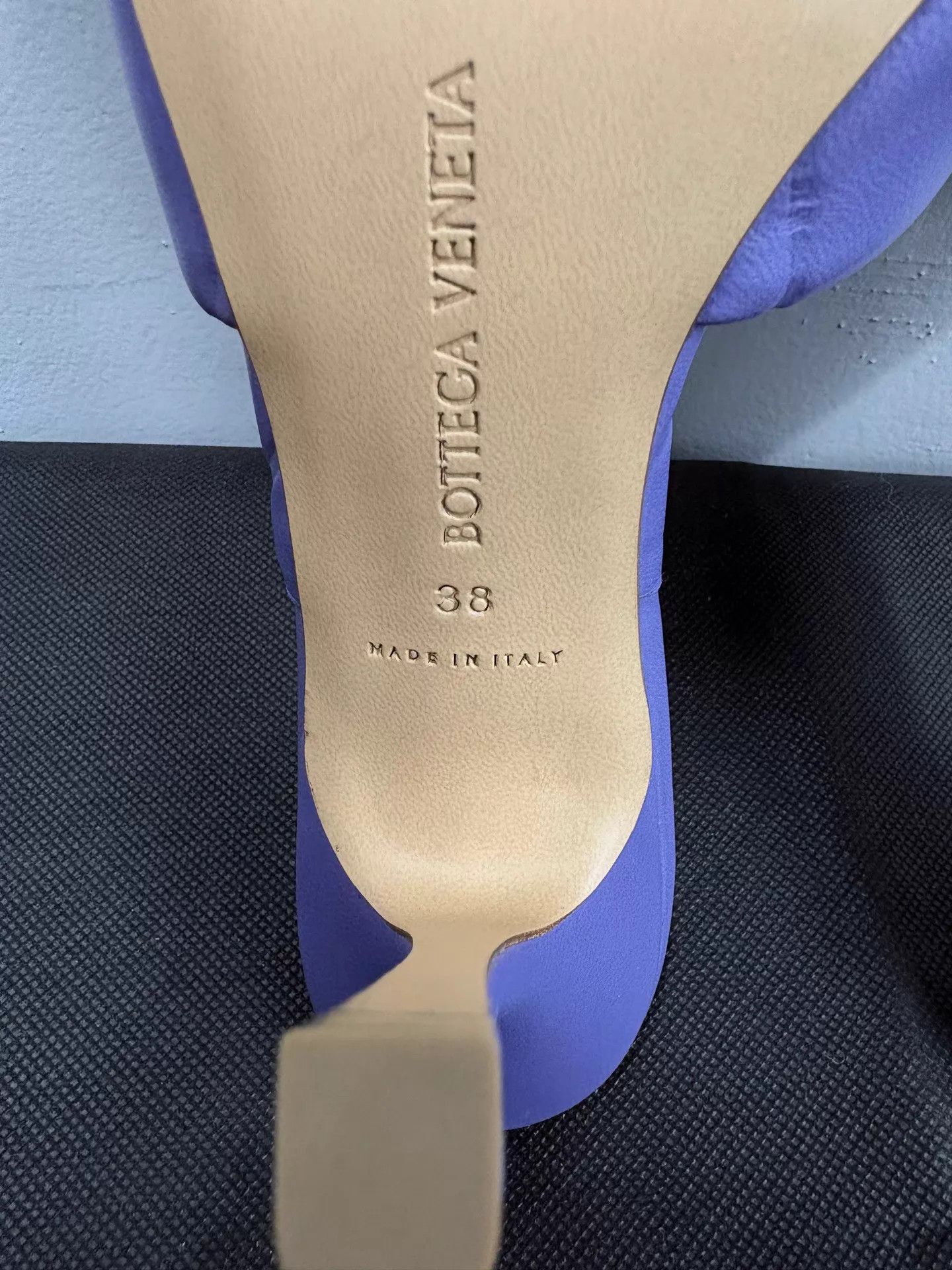Bottega Veneta Bottega Veneta Lido bv Heeled Slide Sandal 38 Size US 7.5 / IT 37.5 - 8 Thumbnail
