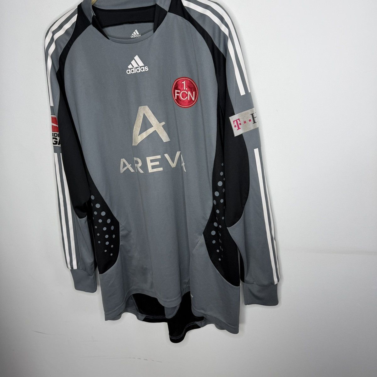 Adidas Adidas 1.FCN Nurnberg goalkeeper jersey Klewer 18 2008 Y2K Size US XL / EU 56 / 4 - 3 Thumbnail