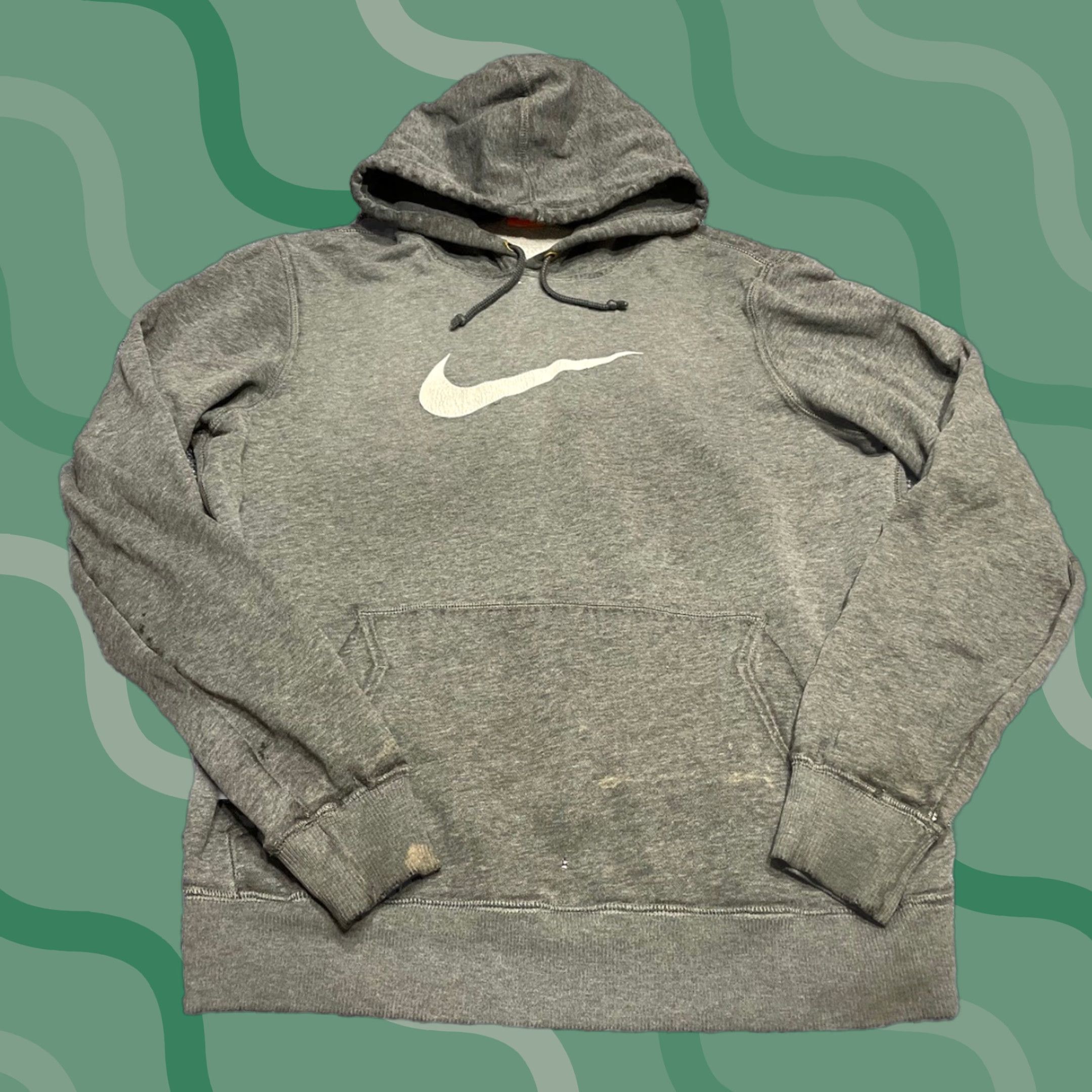 Nike VINTAGE Nike Center Logo Hoodie Sweatshirt M Gray Men's Pullover Logo 90s J6 Size US M / EU 48-50 / 2 - 1 Thumbnail