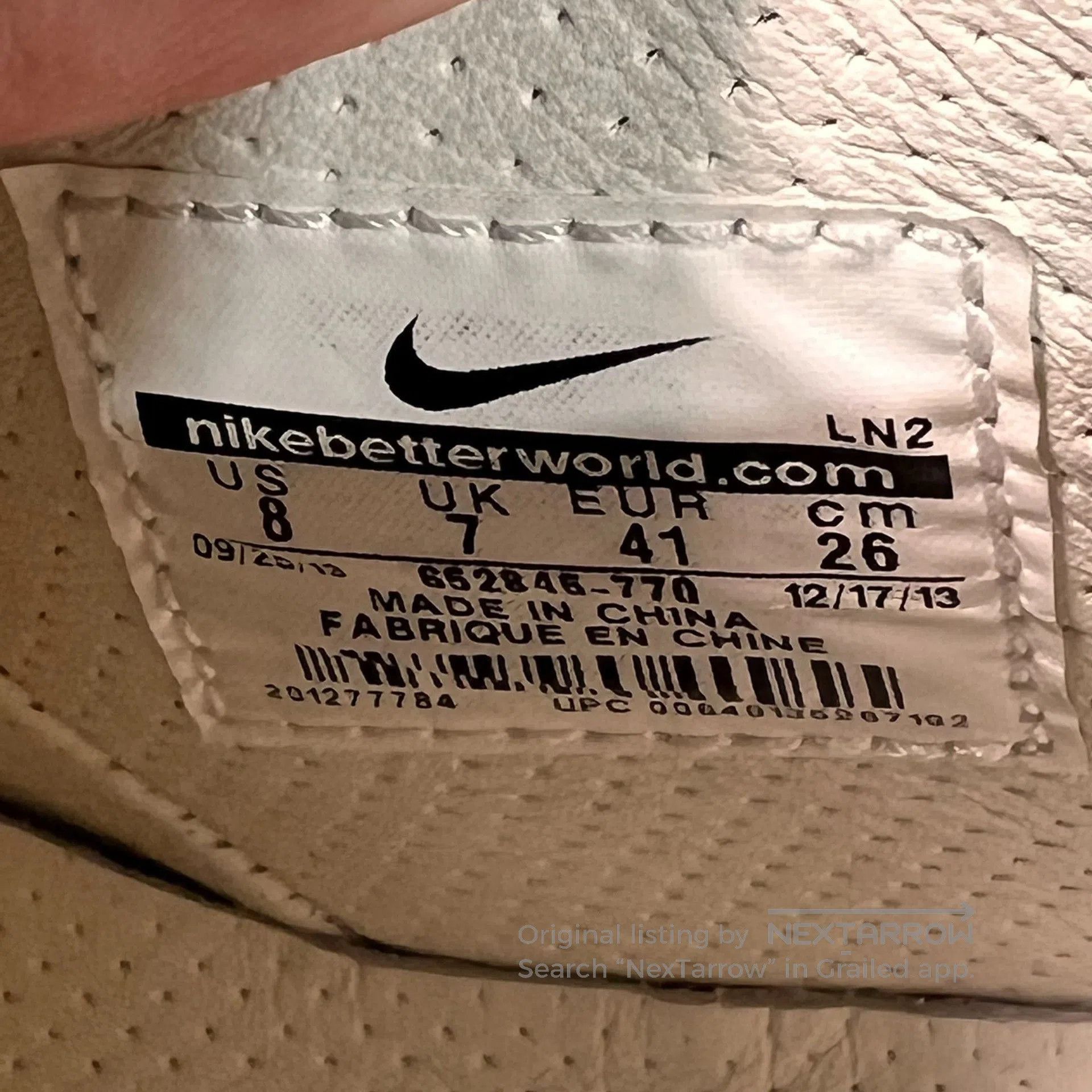 Nike Air Force 1 Metallic Gold High-Top. Size US 8 / EU 41 - 8 Thumbnail