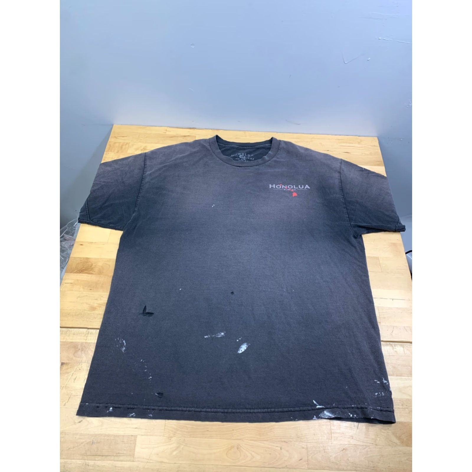 Vintage HONOLUA Hawaii Shirt Men XL Black Faded Distress Surf Logo T-Shirt Size US XL / EU 56 / 4 - 3 Thumbnail