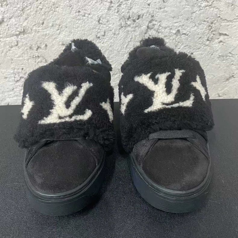 Louis Vuitton Louis Vuitton Velcro shoes Size US 6 / IT 36 - 6 Thumbnail