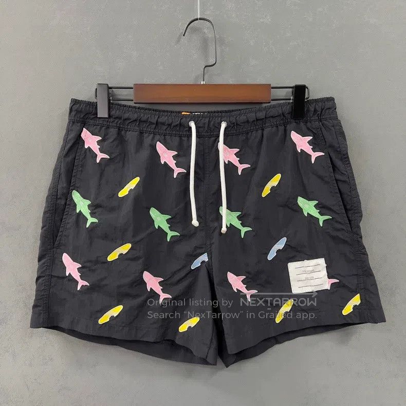 Thom Browne Thom Browne size 2 Black Full Print Embroidered Colorful Sh Size US 27 - 1 Thumbnail