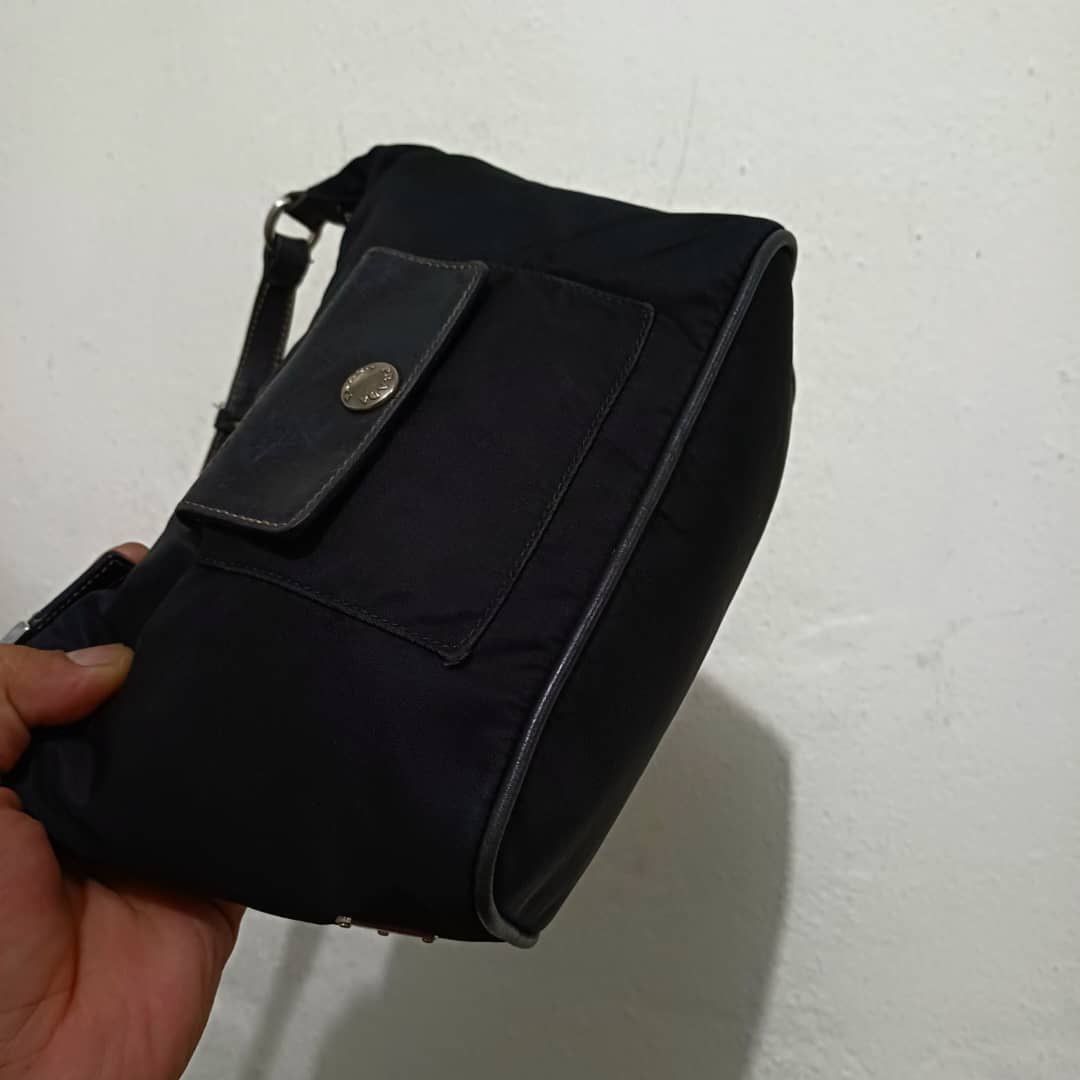 Prada Authentic PRADA Hobo Bag Size ONE SIZE - 7 Thumbnail