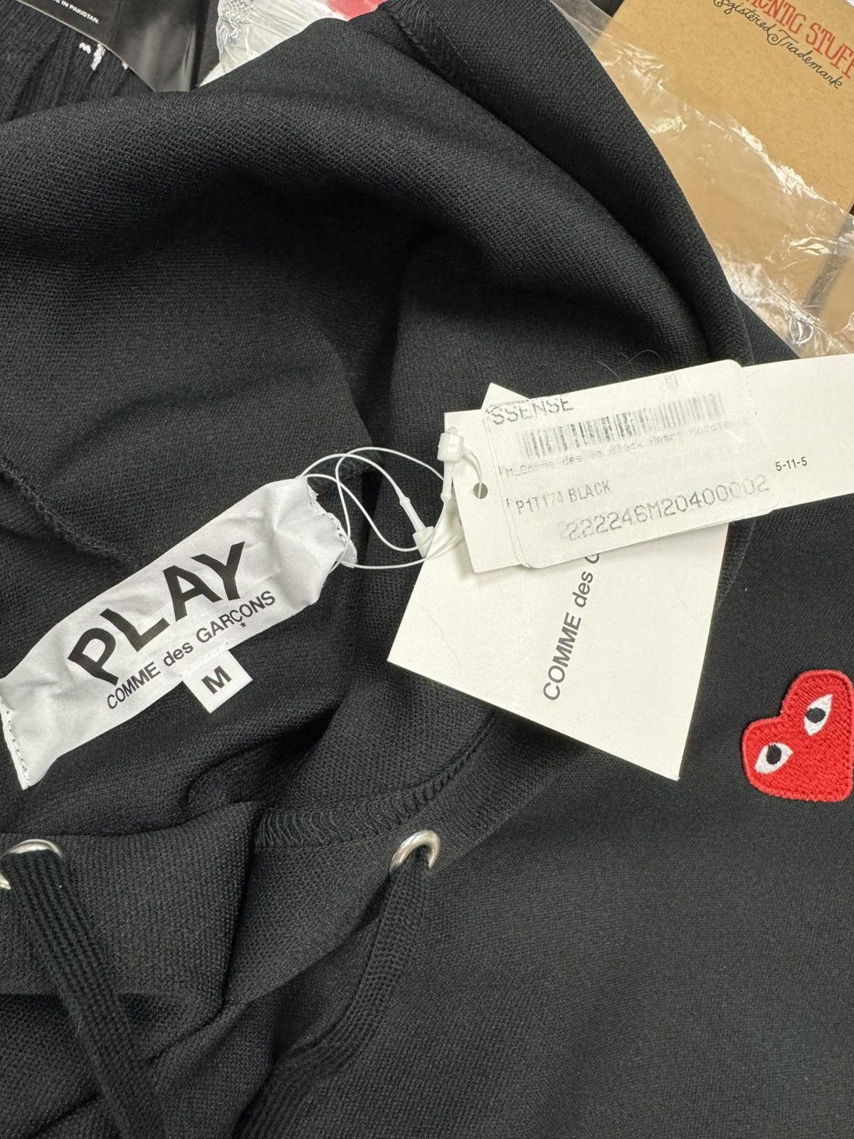 Comme des Garcons Comme Des Garçons PLAY Play Red Heart Hoodie Size US M / EU 48-50 / 2 - 5 Thumbnail