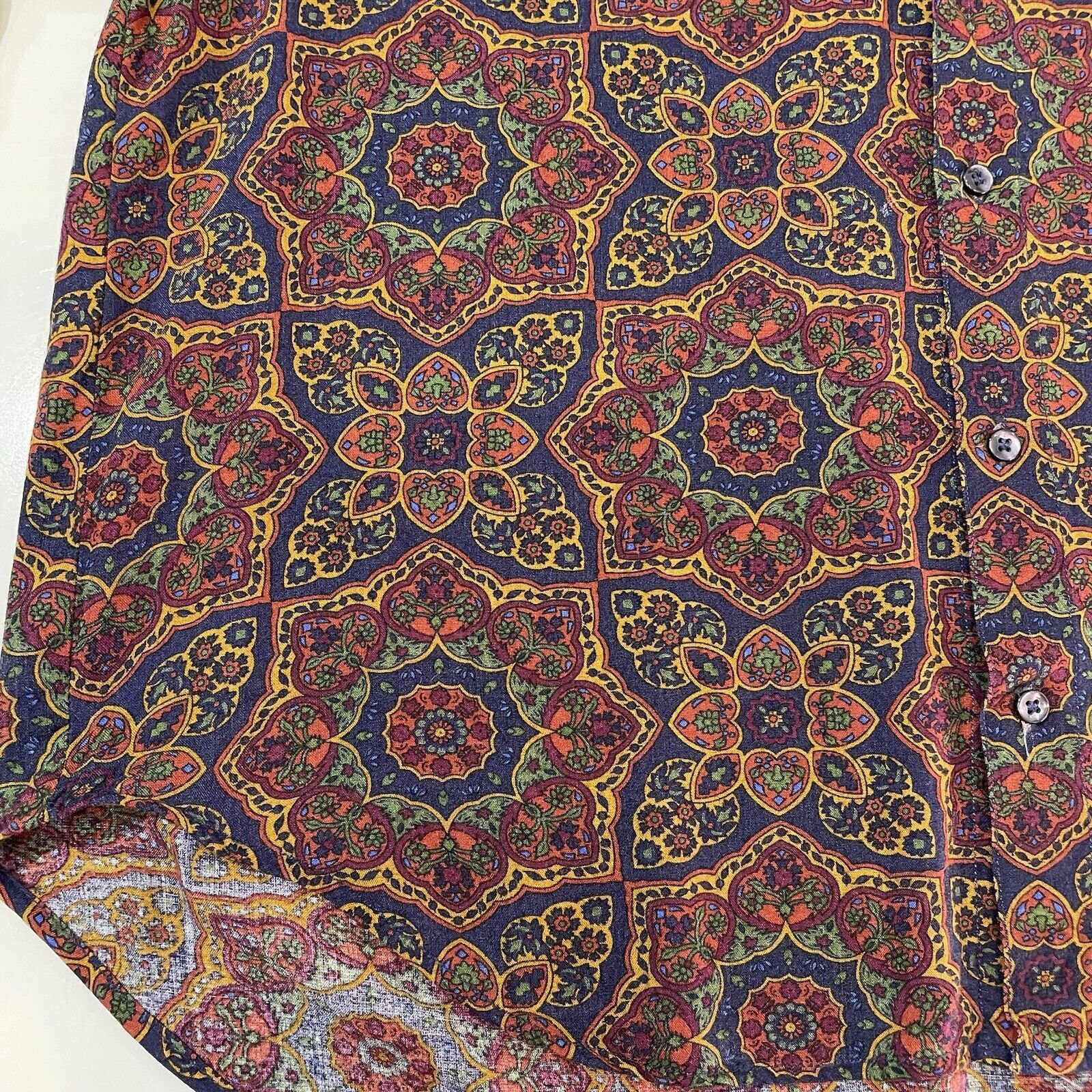 Guess VTG 1990 Guess By Georges Marciano Men’s Club Shirt Paisley Size US M / EU 48-50 / 2 - 2 Thumbnail