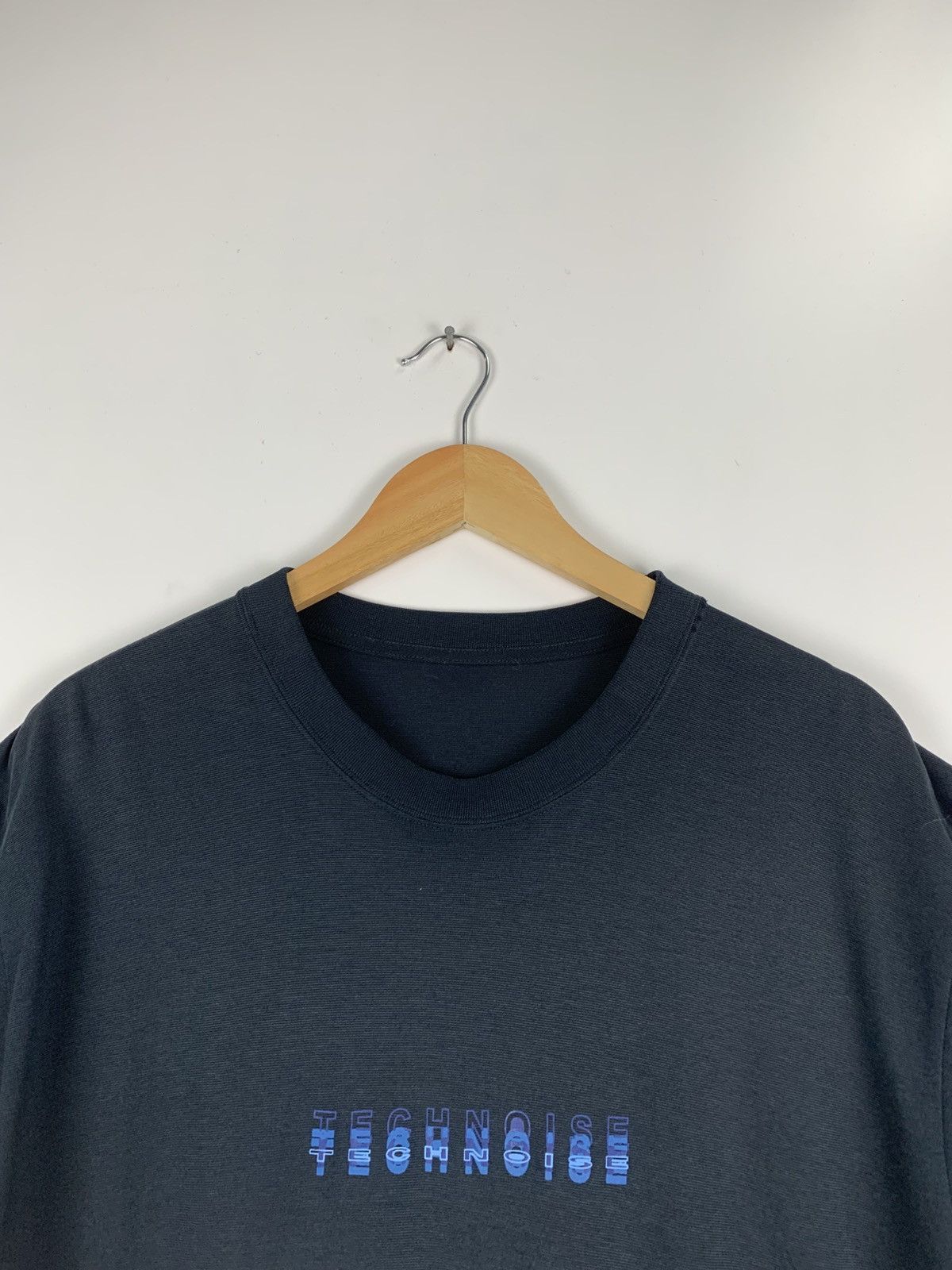 Vintage Vintage Technoise T-Shirt Size US M / EU 48-50 / 2 - 7 Thumbnail