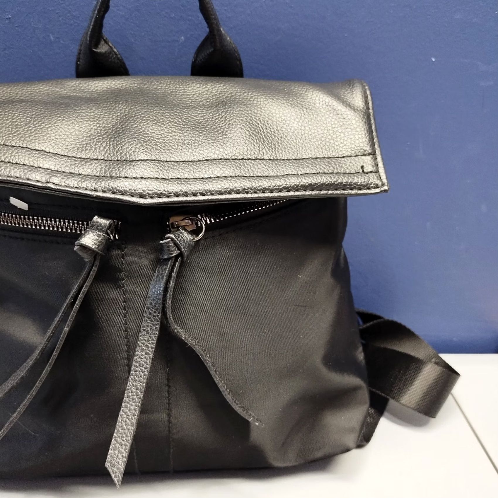 Vintage Botkier Trigger Mini Convertible Backpack Womens Black Polyester Lined Size ONE SIZE - 4 Thumbnail