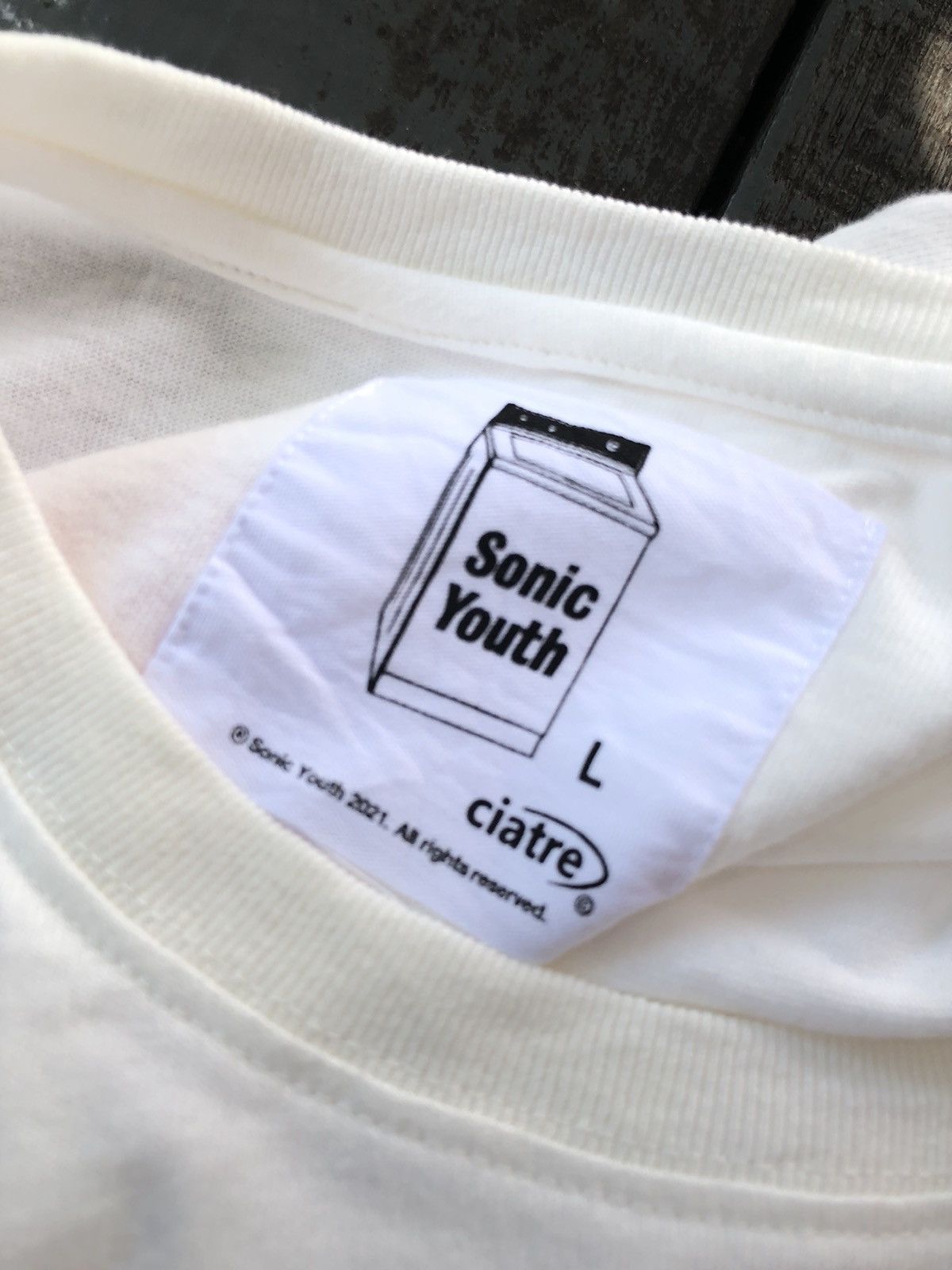 Band Tees SONIC YOUTH DIRTY BUNNY GRACIAS LONG SLEEVE Size US L / EU 52-54 / 3 - 8 Thumbnail