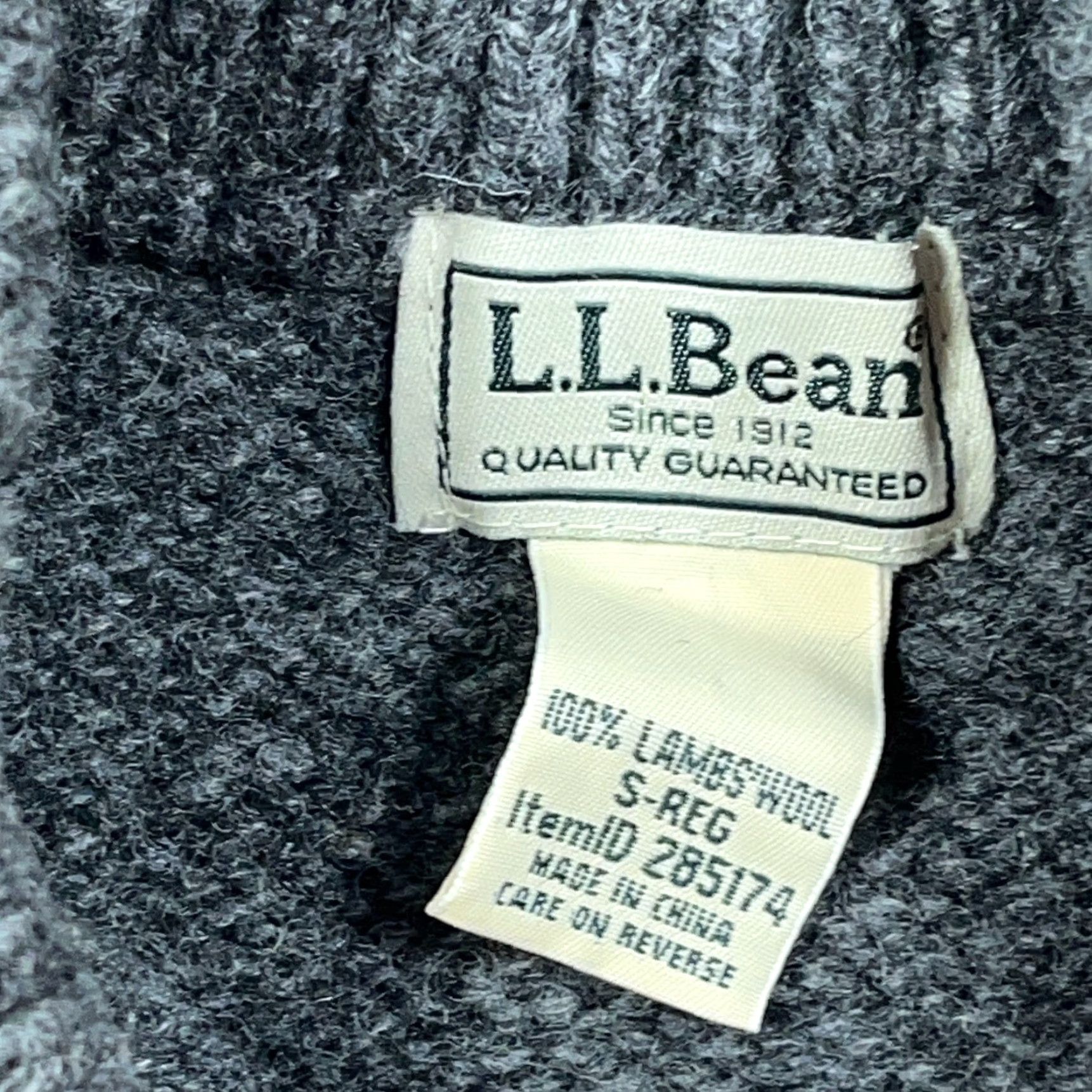 Vintage VINTAGE L.L.Bean Sweater Men Small Gray Wool Heavy Knit Mock Neck Cable-Knit Pullover Fishermen Outdoor Casual Size US S / EU 44-46 / 1 - 3 Thumbnail