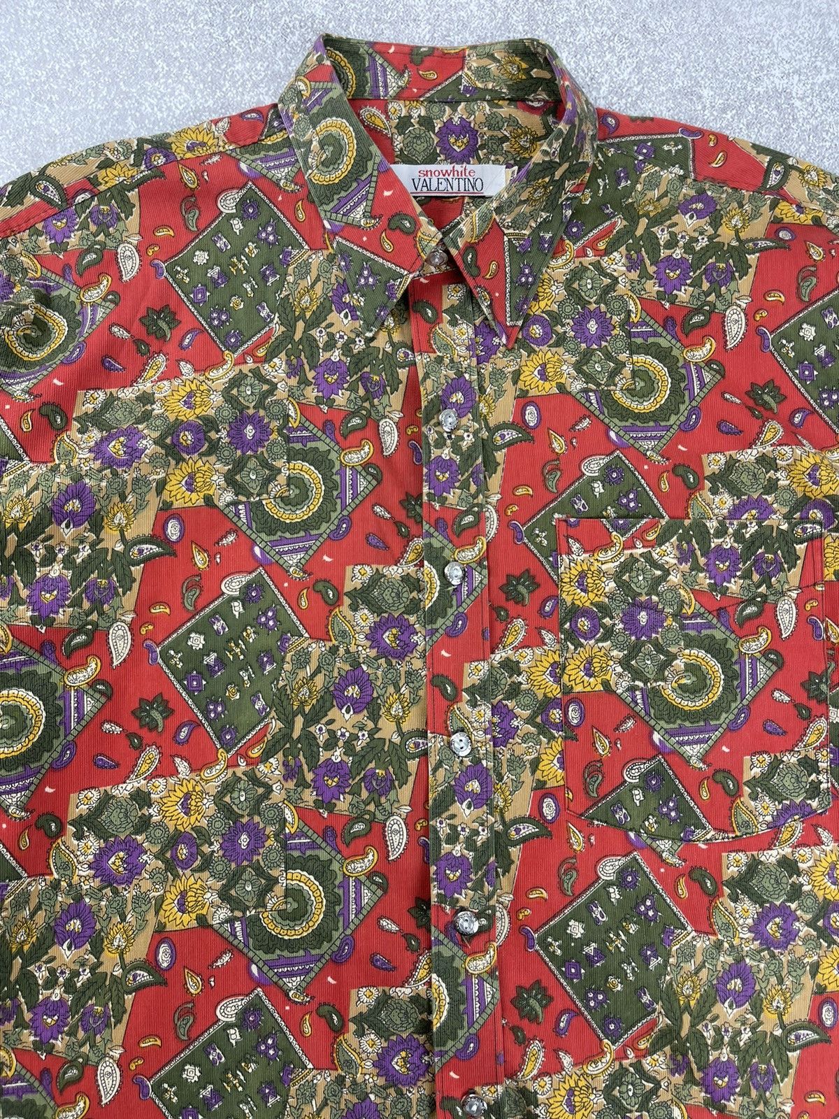 Valentino Vintage Valentino Floral Long Sleeve Short Size 42 Size US XL / EU 56 / 4 - 5 Thumbnail