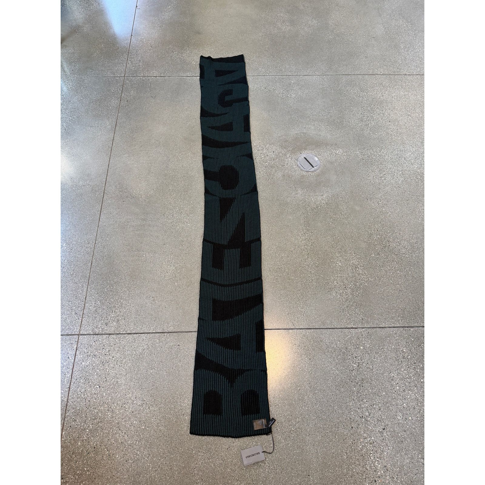 Balenciaga Balenciaga Logo-Jacquard Wool Scarf Size ONE SIZE - 5 Thumbnail
