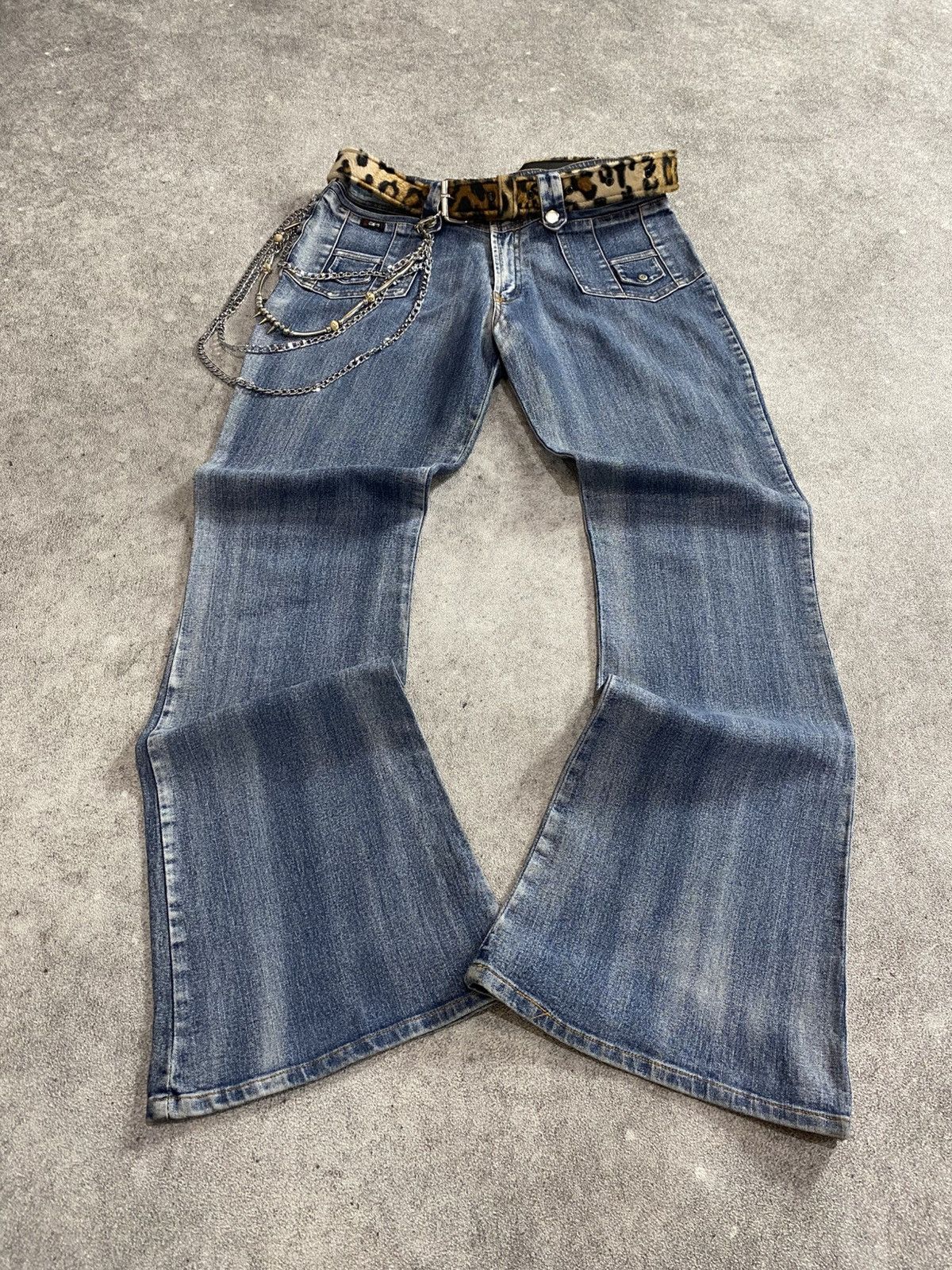 If Six Was Nine × Japanese Brand × KMRii 2000s Chap Yn Flare Jean Pant Size US 28 / EU 44 - 1 Thumbnail