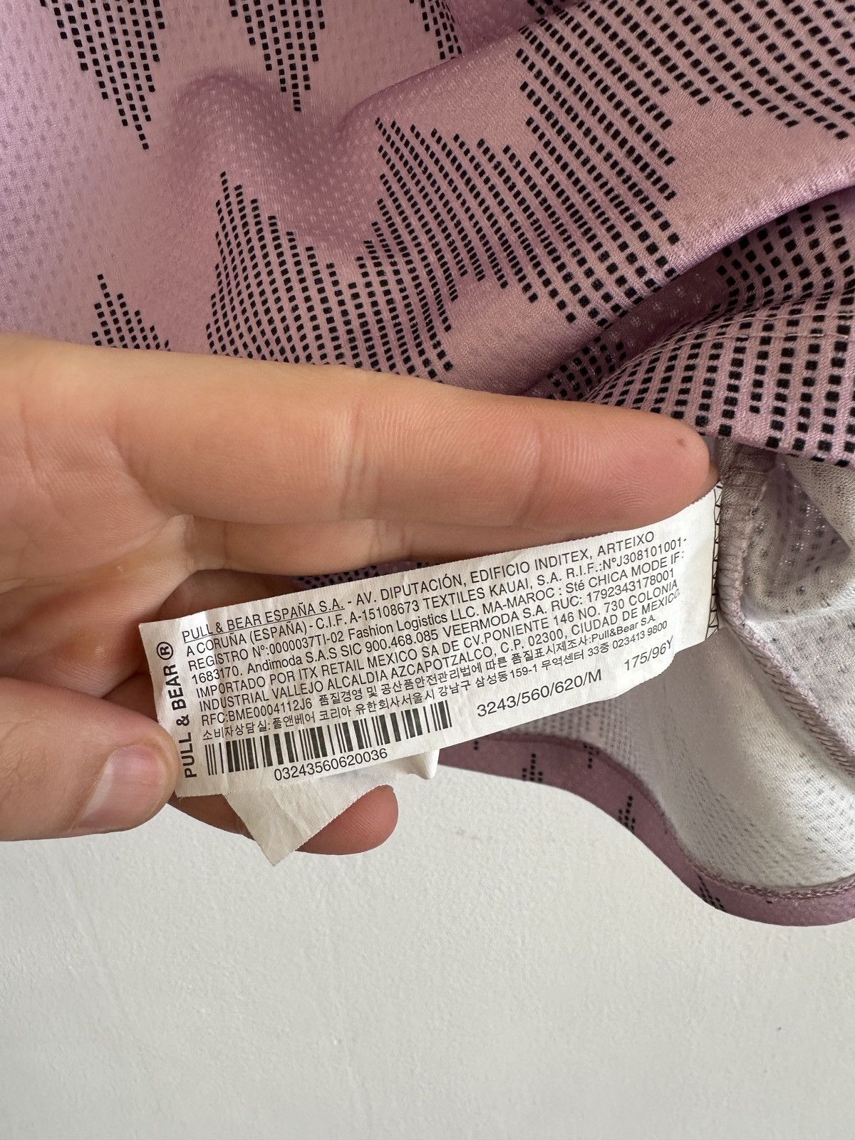 Pull & Bear Pull & Bear SWD Pink Jersey Size M Size US M / EU 48-50 / 2 - 7 Thumbnail