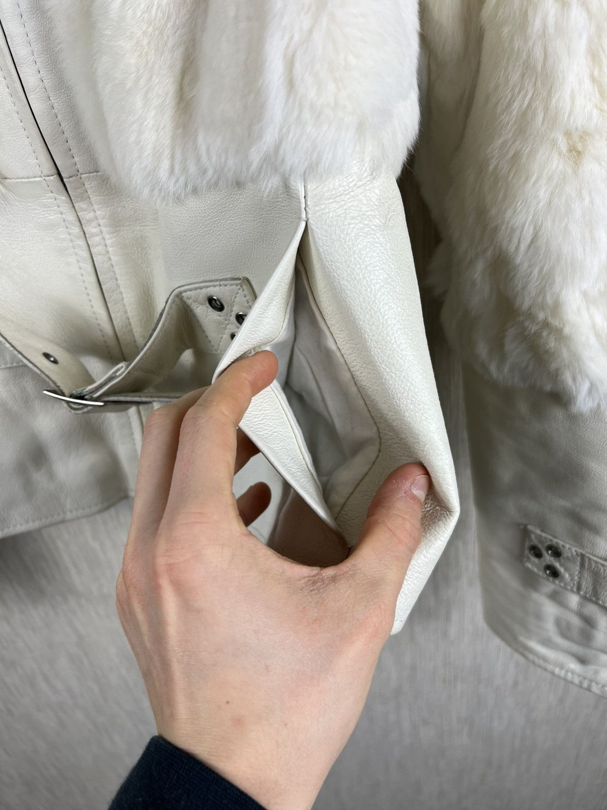 Vintage Vintage Conbipel y2k fur leather belt cropped jacket retro Size S / US 4 / IT 40 - 9 Thumbnail