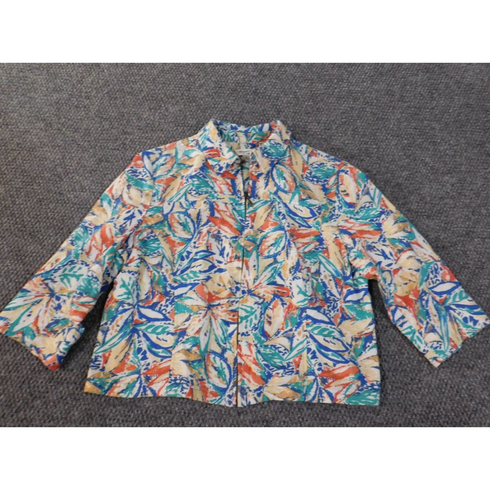 Coldwater Creek Coldwater Creek Jacket Woman Petite Large Blue Floral Zip Linen Rayon Embroidered Linen Lining Casual 2020s Womens Jacket Size L / US 10 / IT 46 - 2 Thumbnail