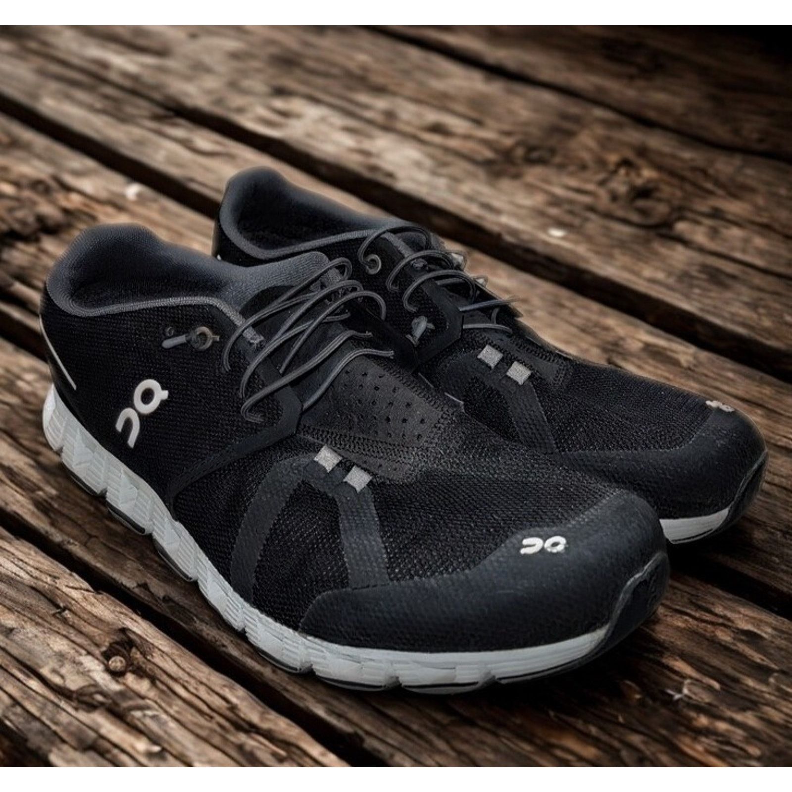 On On Cloud 5 Running Shoes Men’s 11.5 Black White Sneakers EUC Size US 11.5 / EU 44-45 - 1 Thumbnail