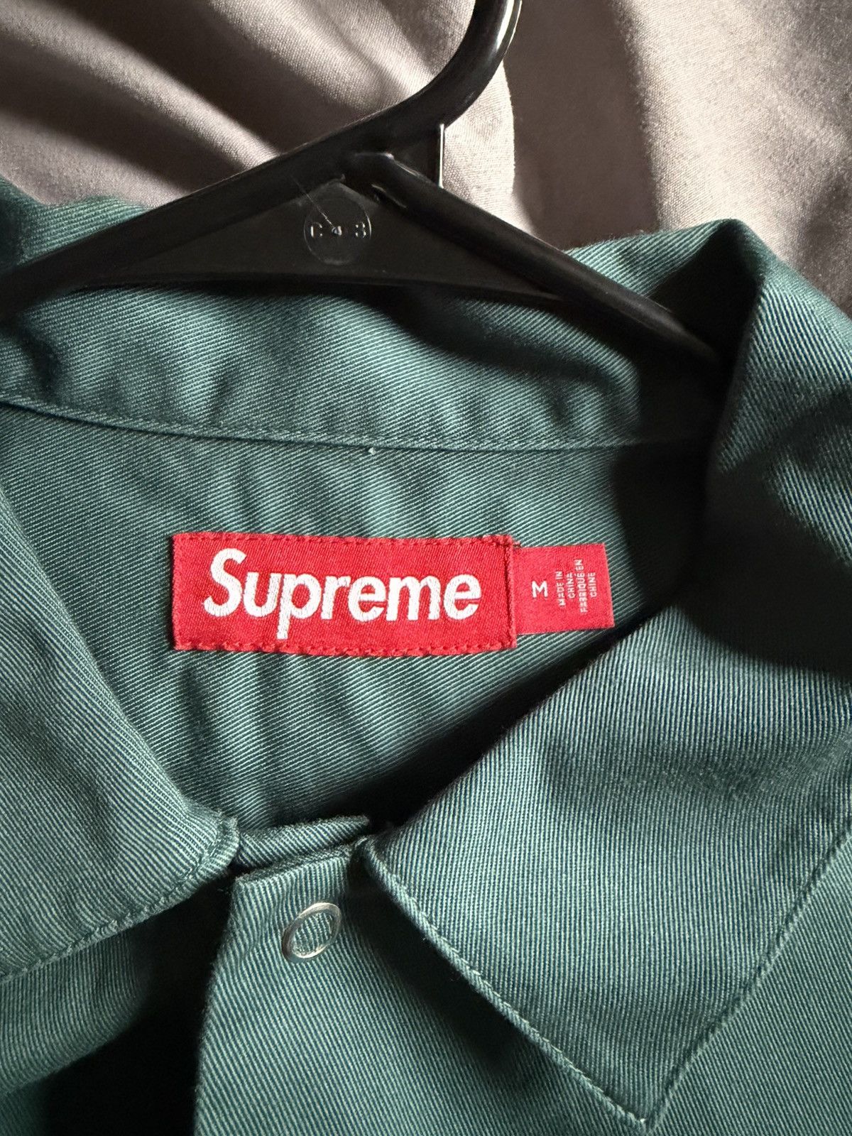 Supreme Supreme rhinestone pin up S/S work shirt Size US M / EU 48-50 / 2 - 5 Thumbnail