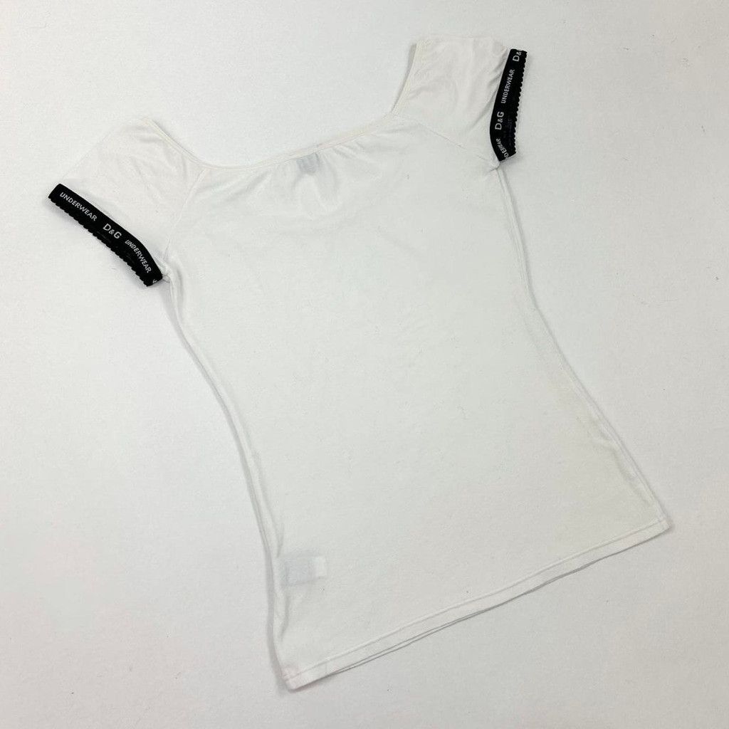 Dolce & Gabbana y2k D&G white short sleeve top, black thin logo trim Size XS / US 0-2 / IT 36-38 - 2 Thumbnail