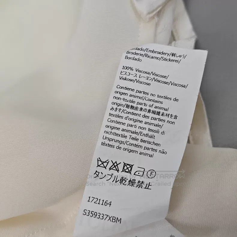 Loewe Loewe Champagne color embroidered big logo satin shirt Size XS / US 0-2 / IT 36-38 - 6 Thumbnail