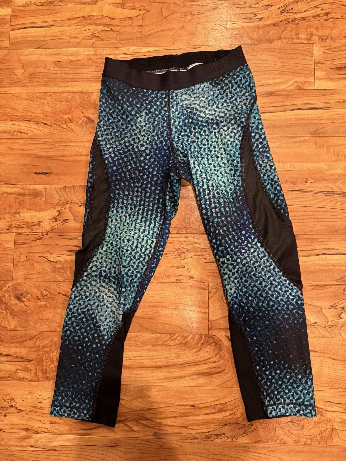 Nike Nike Pro Hypercool Blue & Black Printed - Size Medium Size 30" / US 8 / IT 44 - 1 Thumbnail