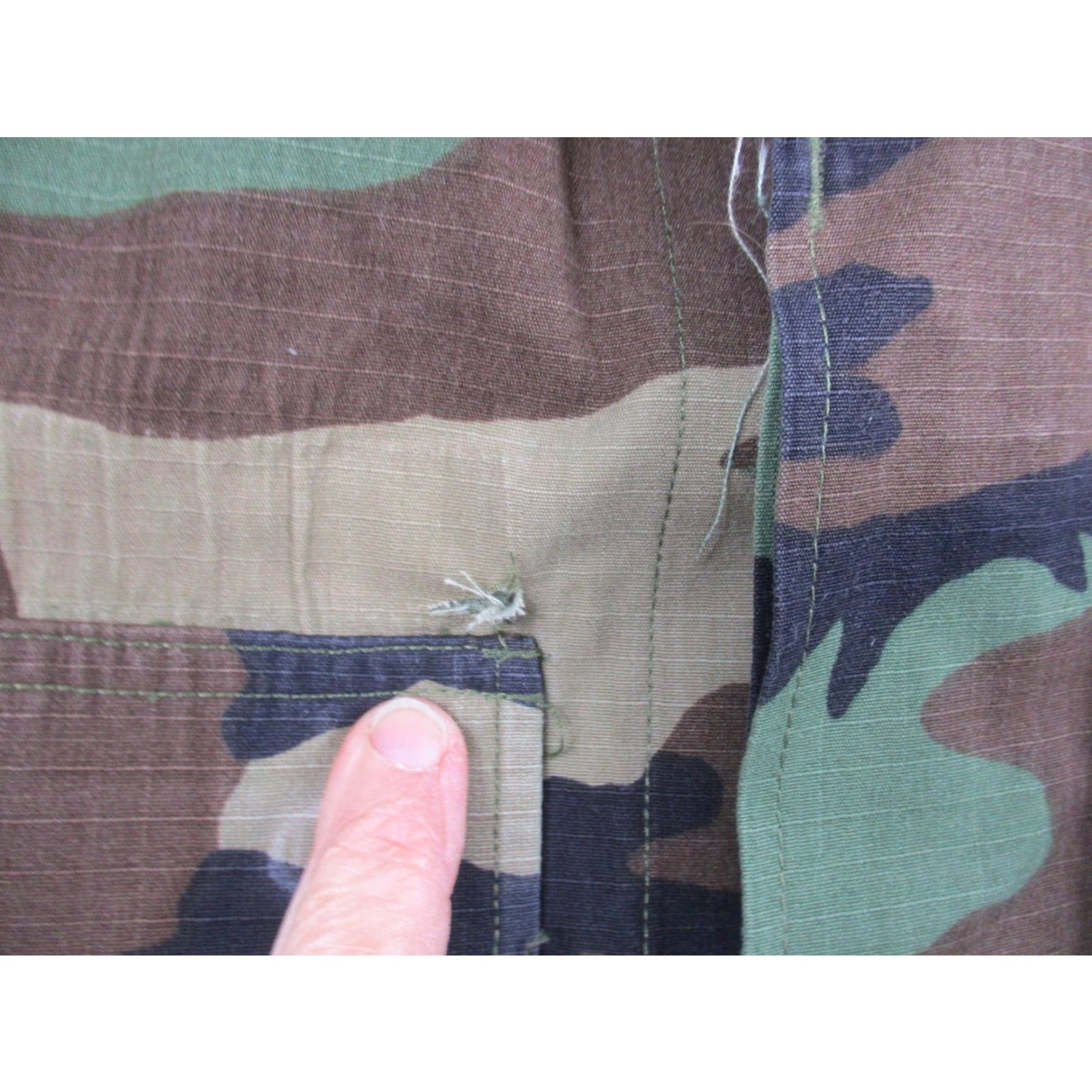 Vintage VINTAGE US Army Military Camo Hot Weather Coat Long Sleeve Medium Woodland Combat Coat Size US M / EU 48-50 / 2 - 6 Thumbnail