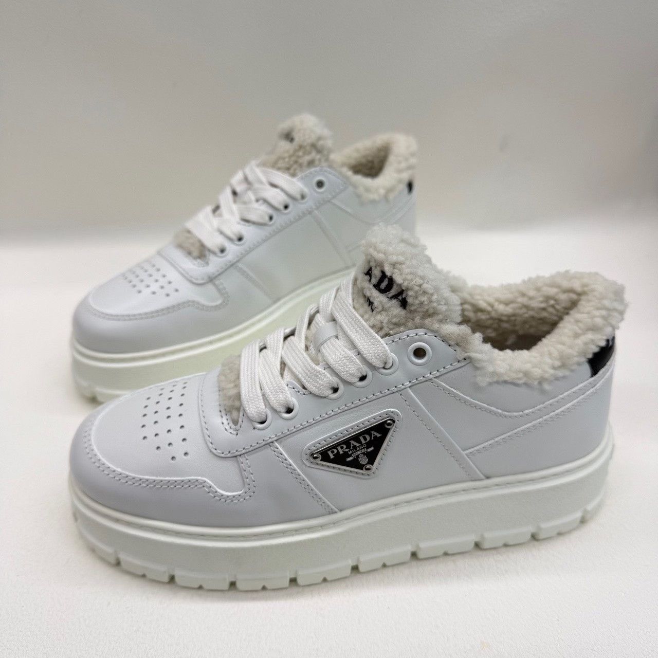 Prada Prada Leather White Lowtop Sneakers us_5 Women Size US 5 / IT 35 - 1 Thumbnail